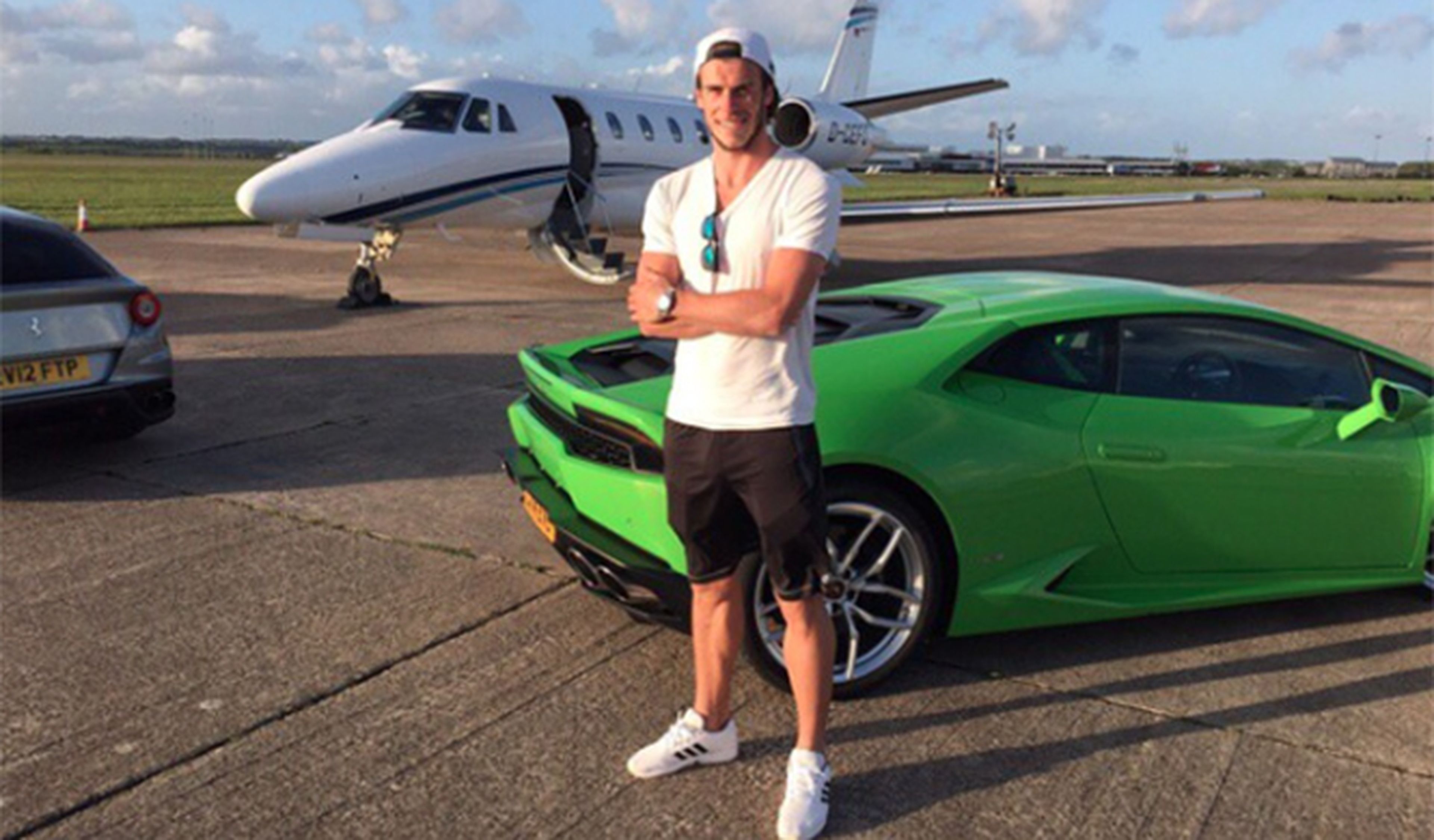 Bale pasa de los Lamborghini porque lo lesionan