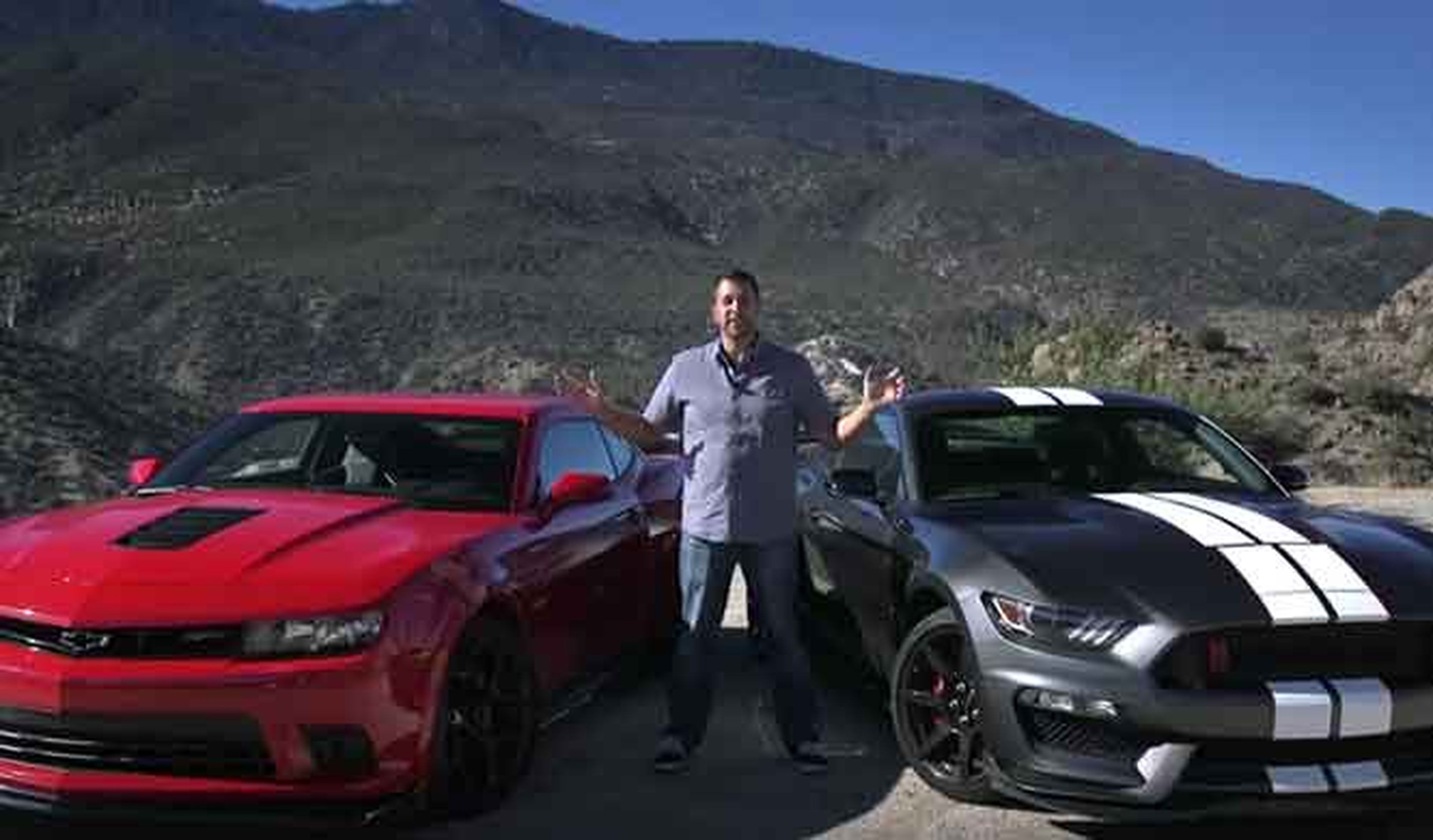 Batalla de muscle cars: Mustang vs Camaro