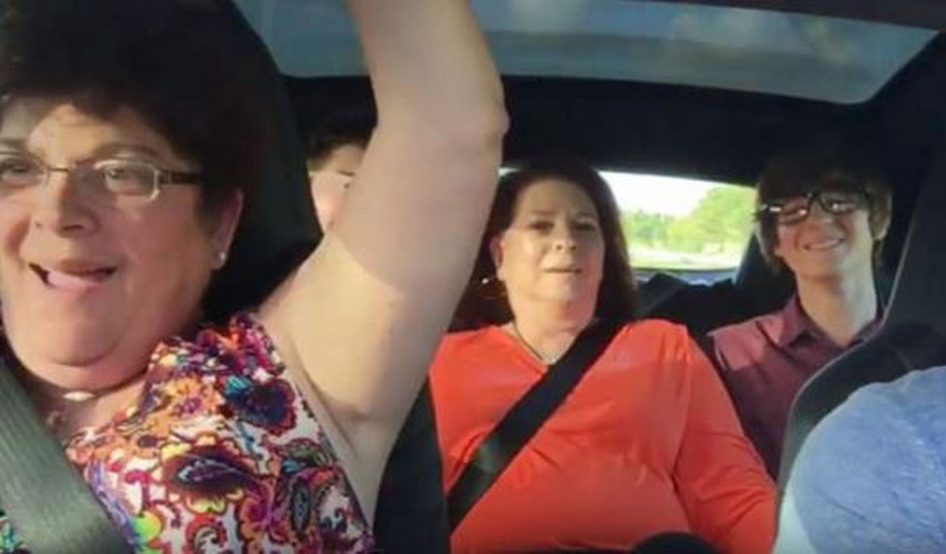 Vídeo: sorprende a su familia en un Tesla Model S P90D