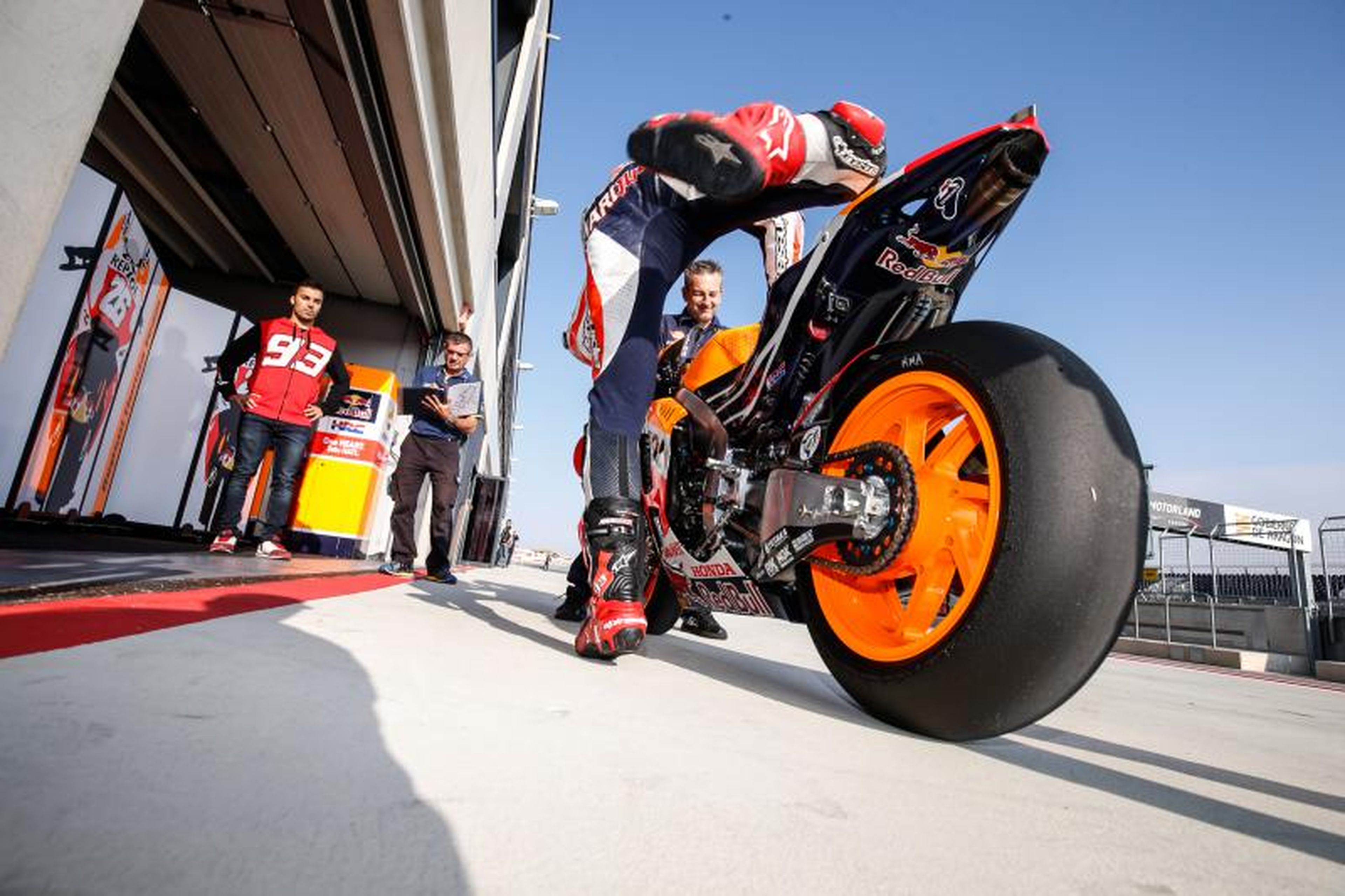 MotoGP: a Michelin se le acaba el tiempo