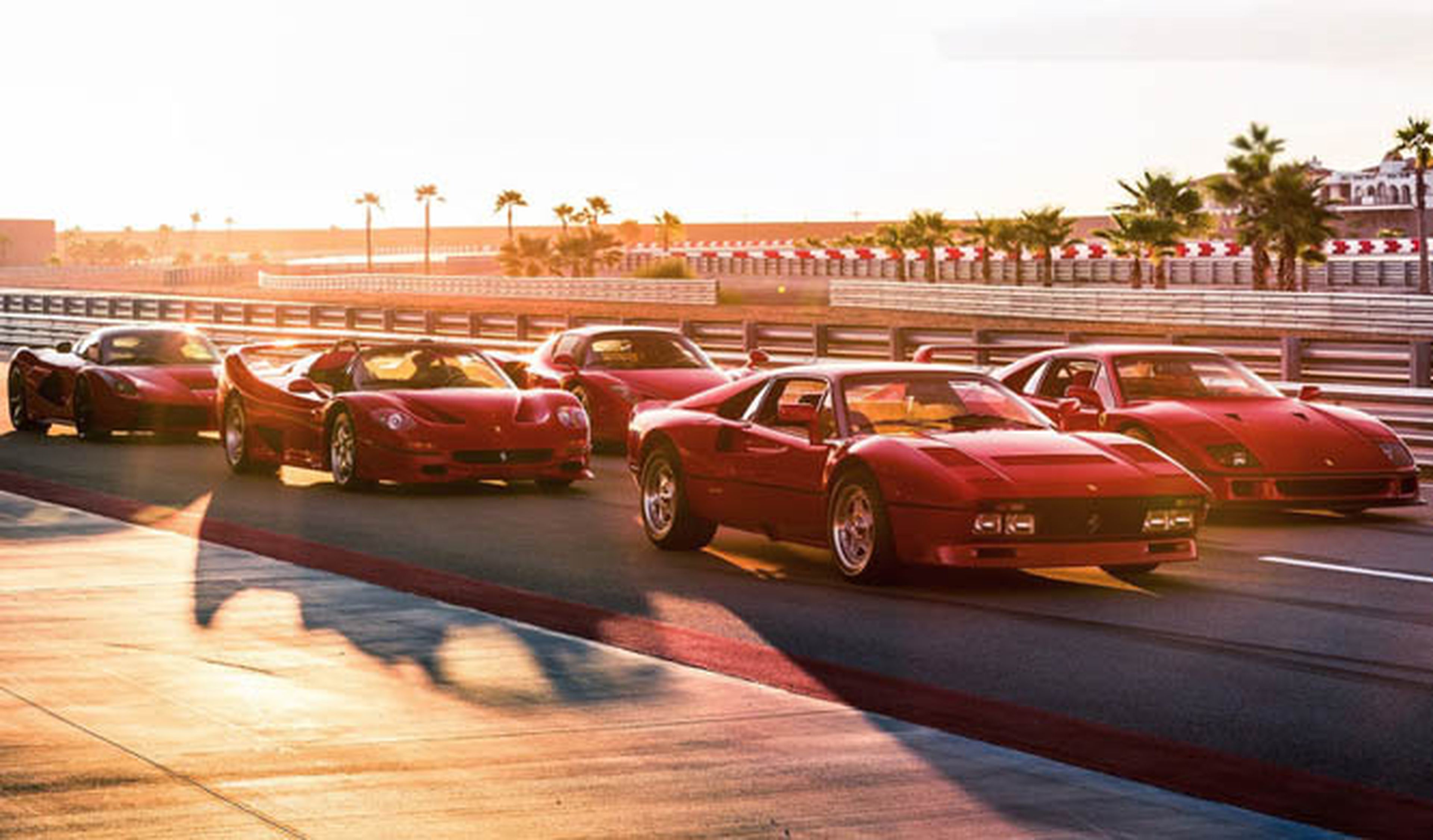 Cinco generaciones de Ferrari reunidas en tres vídeos