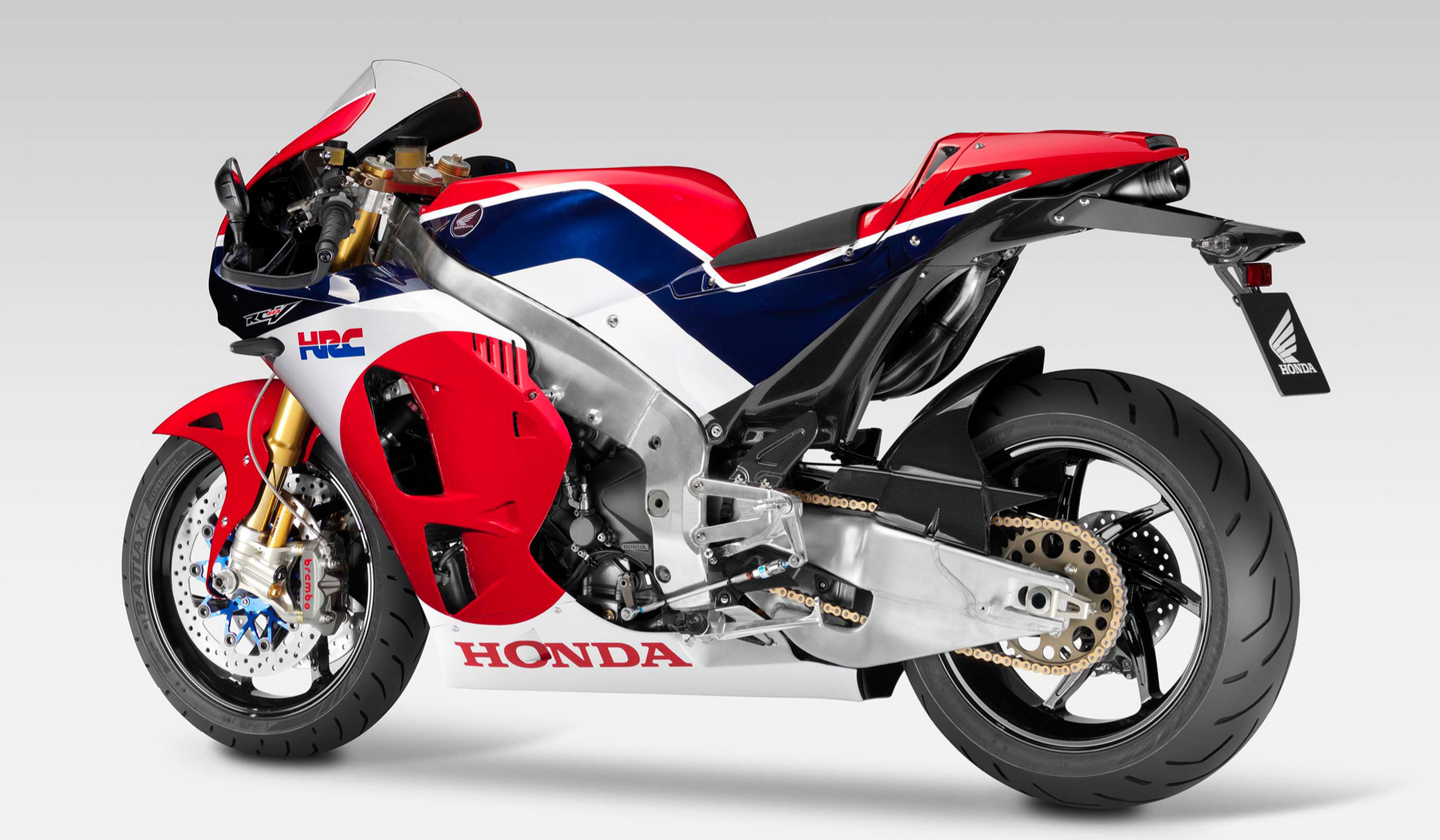 Honda entrega la primera RC213V-S, la MotoGP de calle