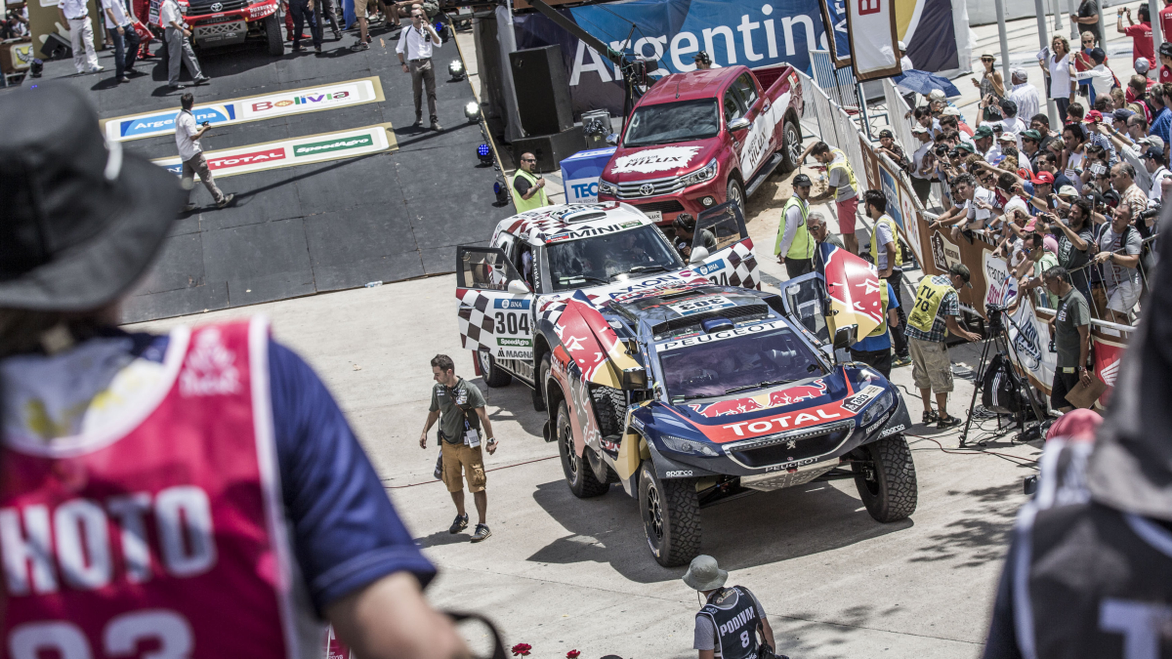 Dakar 2016, coches: Ten Brinke supera a Sainz en el prólogo
