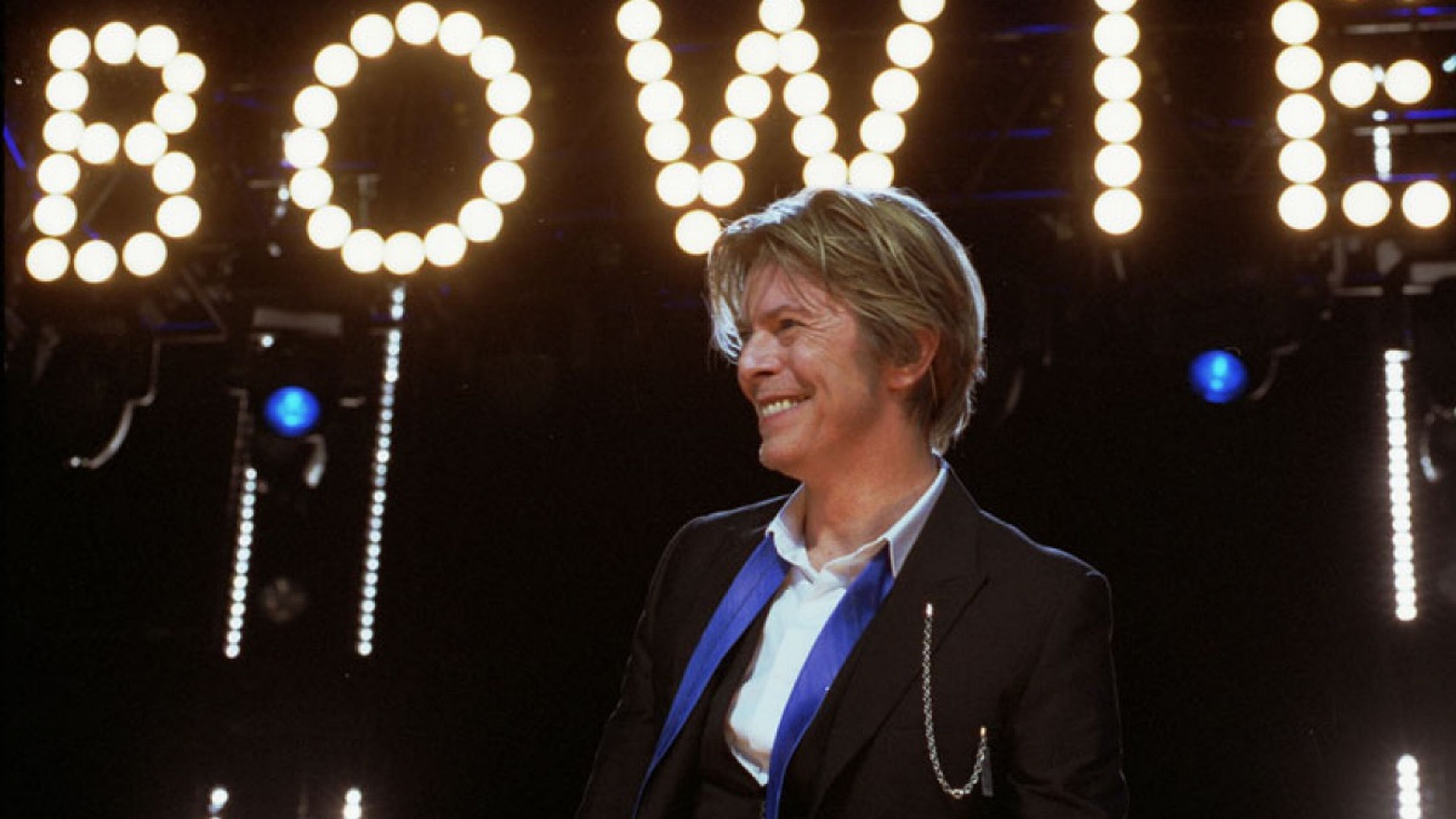 Muere David Bowie. ¿Sabes qué moto tenía?