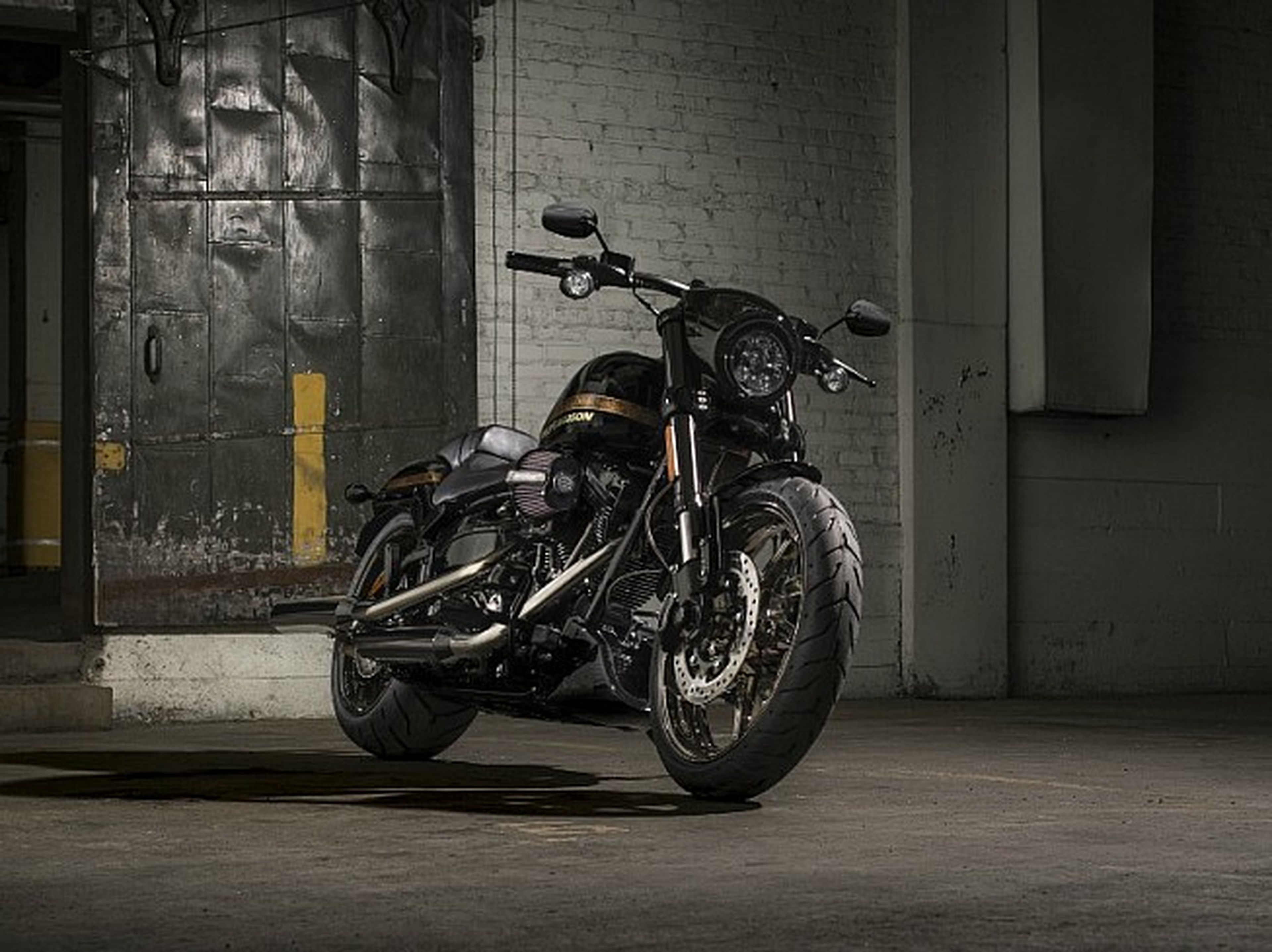 Harley-Davidson CVO Pro Breakout 2016: mordiente elegante