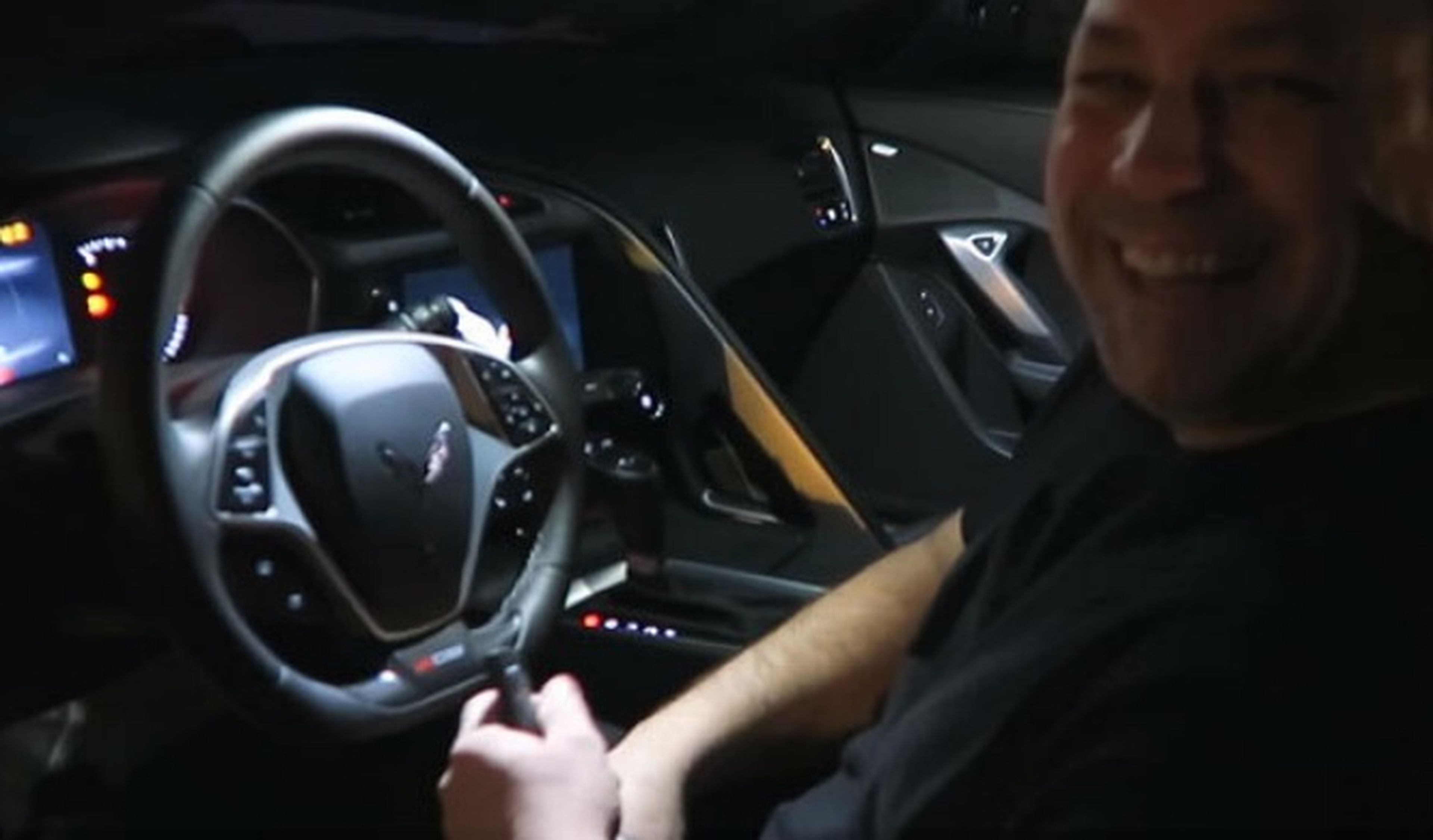 Vídeo: regala a su padre el coche de sus sueños