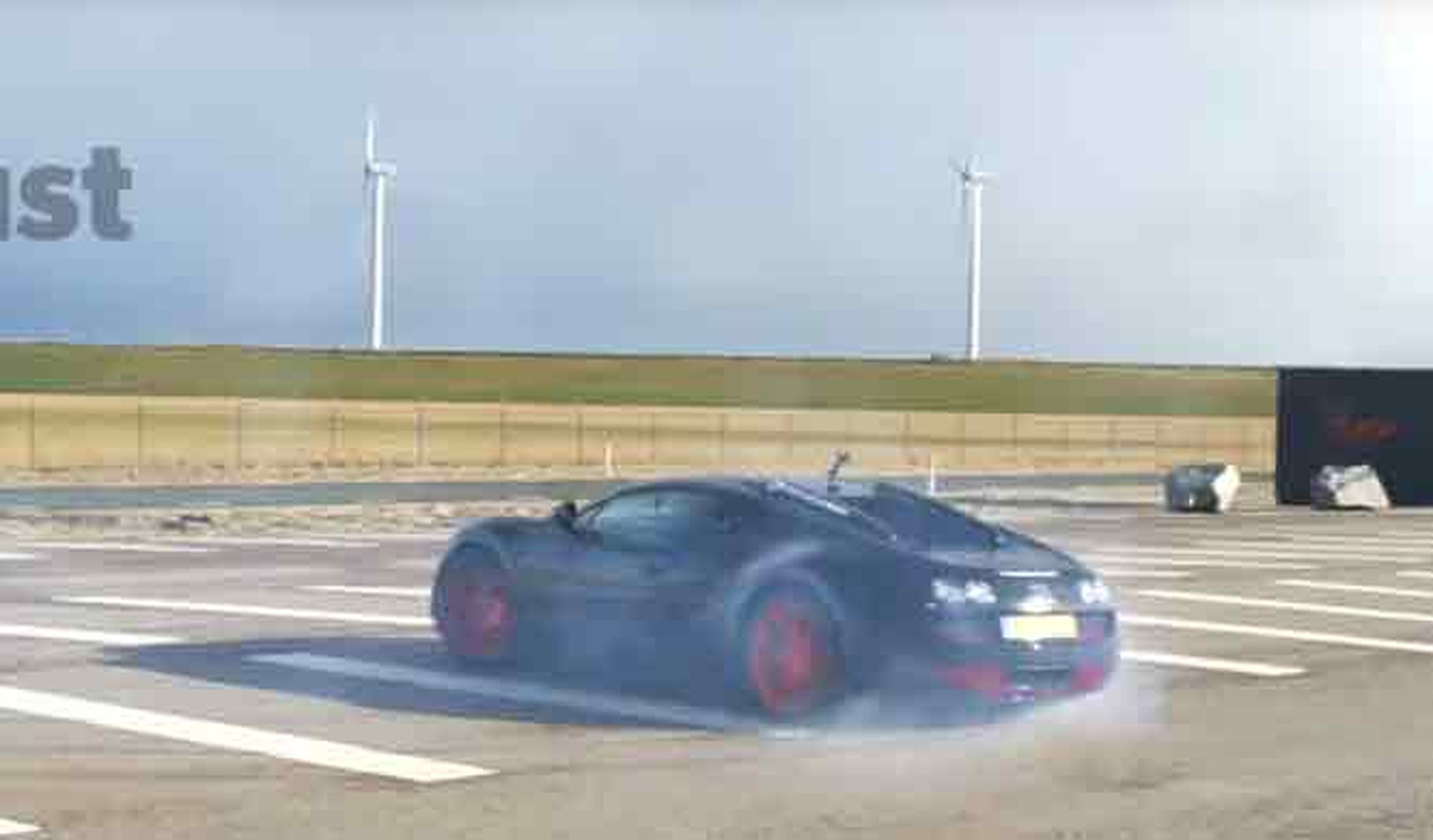 Un Bugatti Veyron Grand Sport Vitesse WRC, de drifting