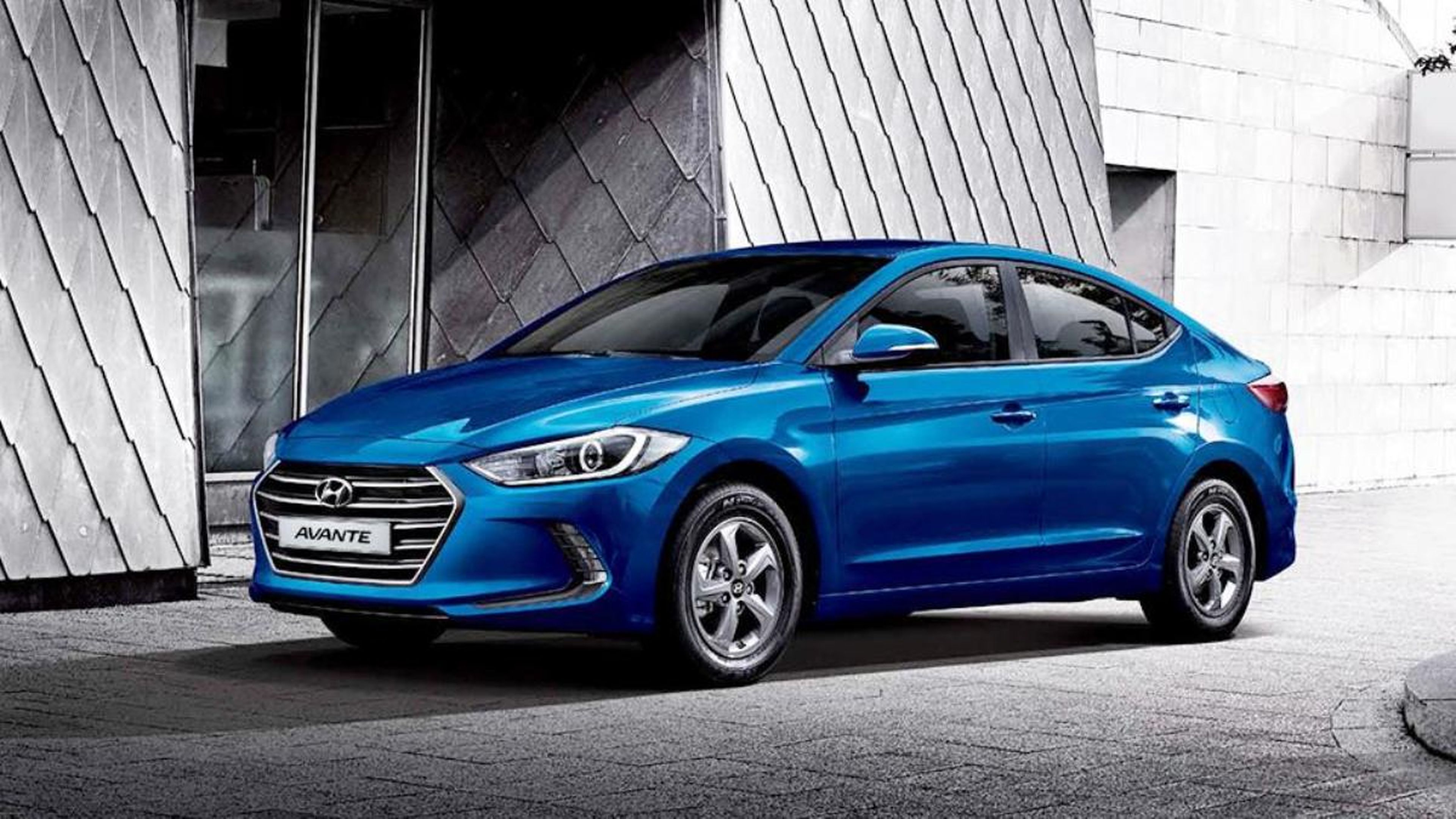 Hyundai Elantra 2016 perfil/frente