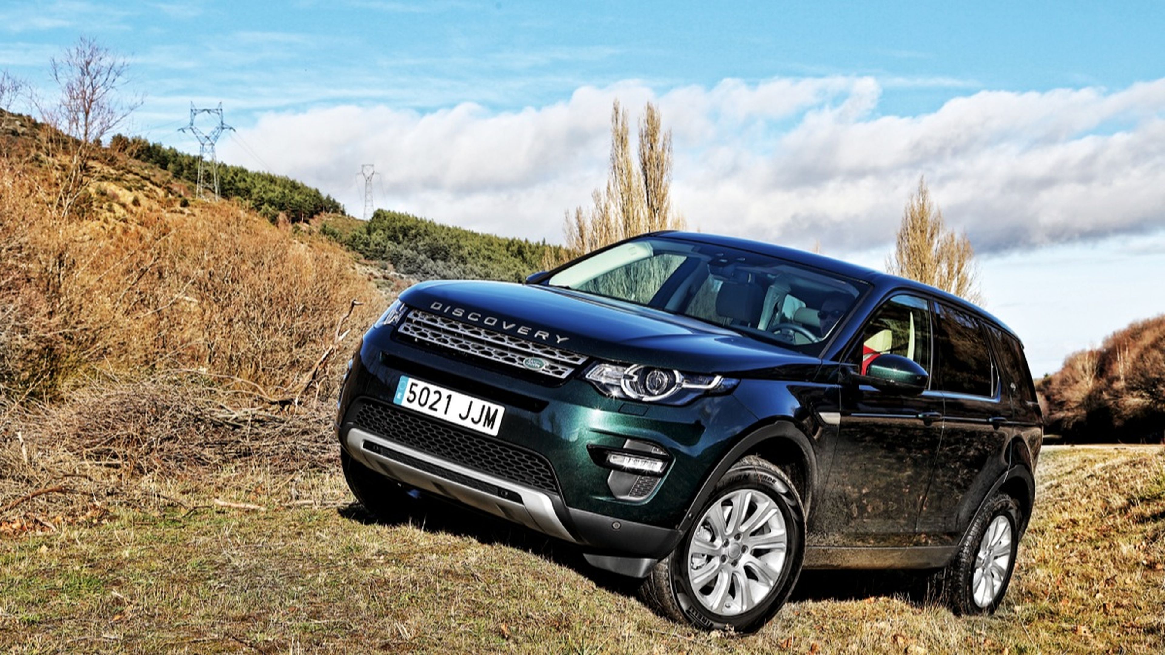 Land Rover Discovery Sport: cazado con nuevo paragolpes