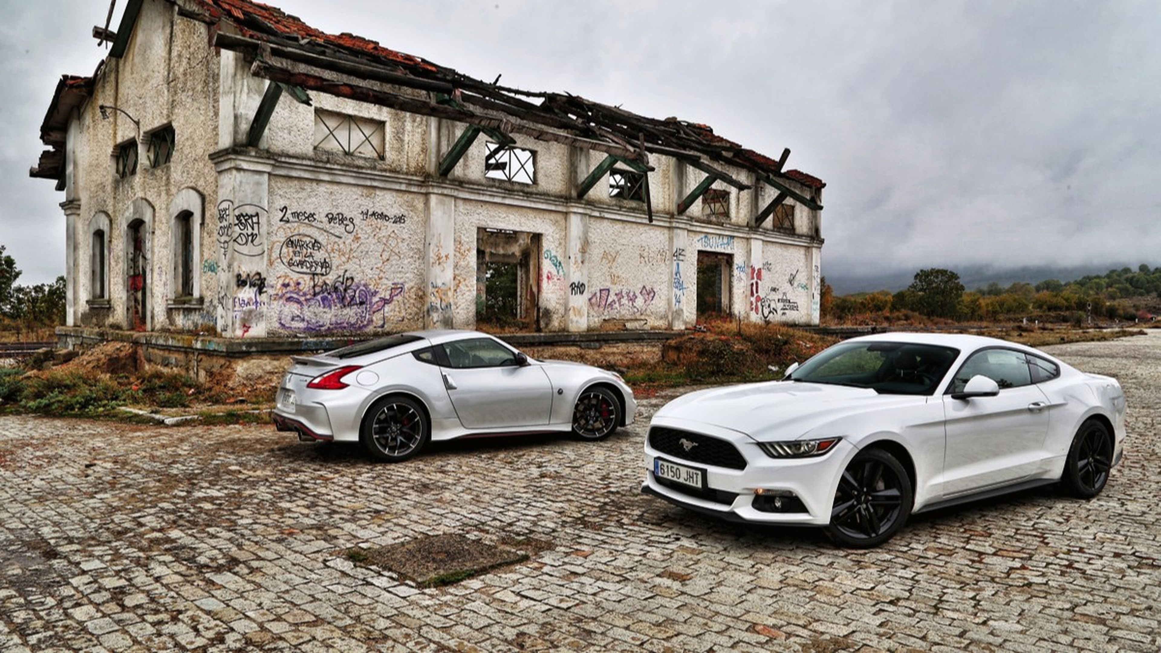 Comparativa: Ford Mustang vs Nissan 370Z Nismo | Bild España