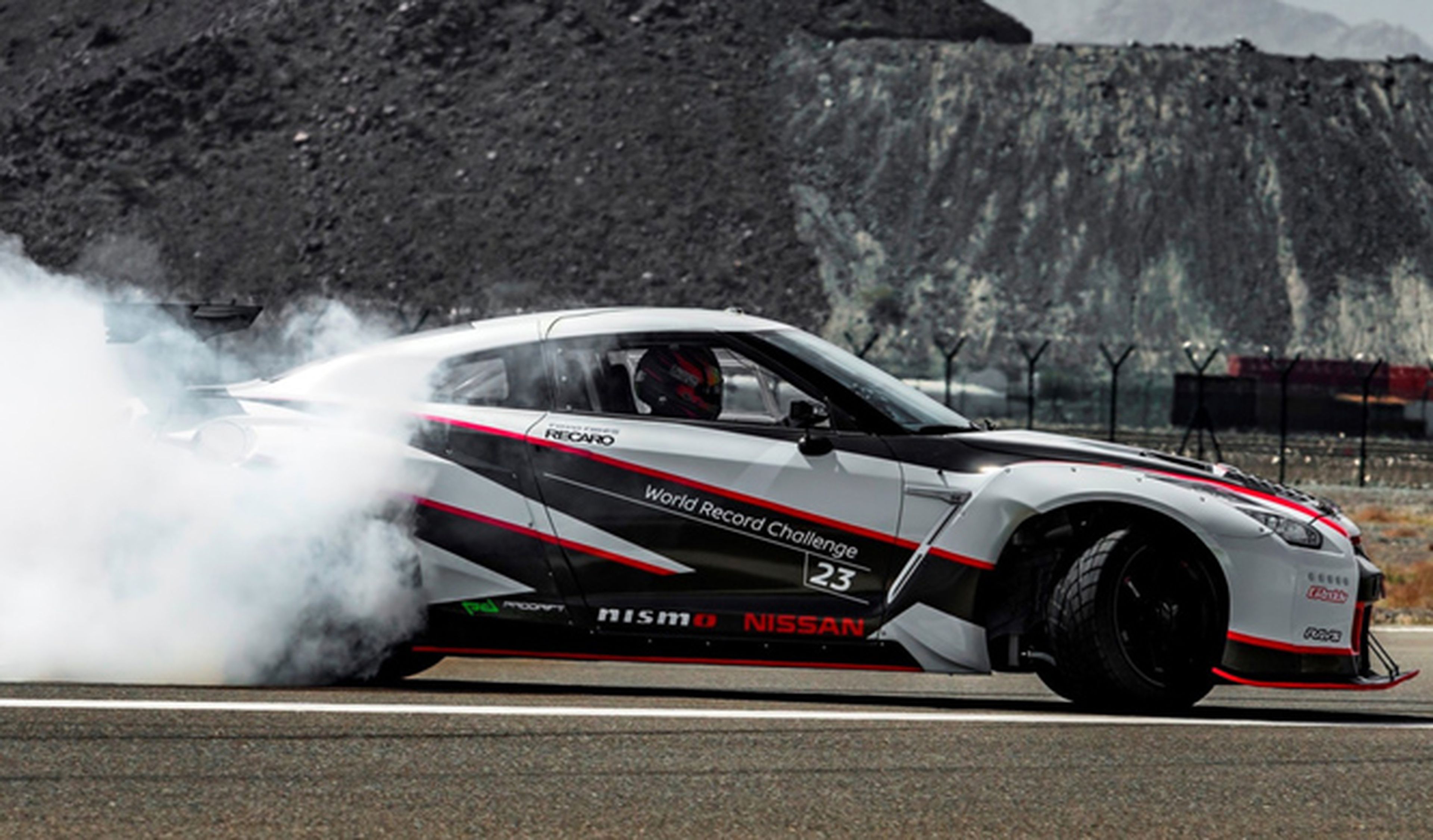 El Nissan GT-R Nismo establece un nuevo récord de drift