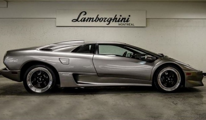 A la venta un Lamborghini Diablo SV con 1,8 km recorridos -