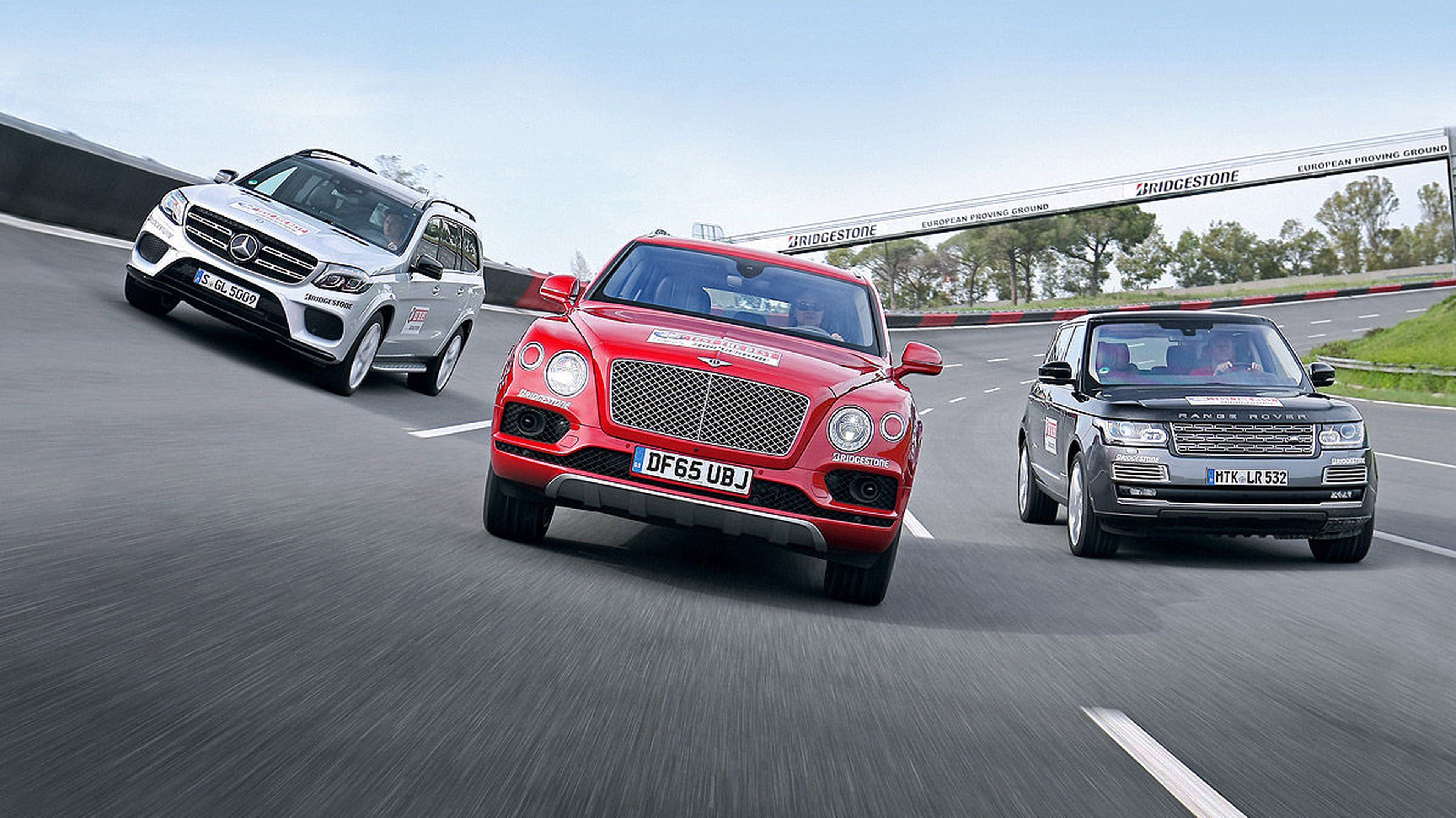 Comparativa:Bentley Bentayga vs Mercedes GLS vs Range Rover