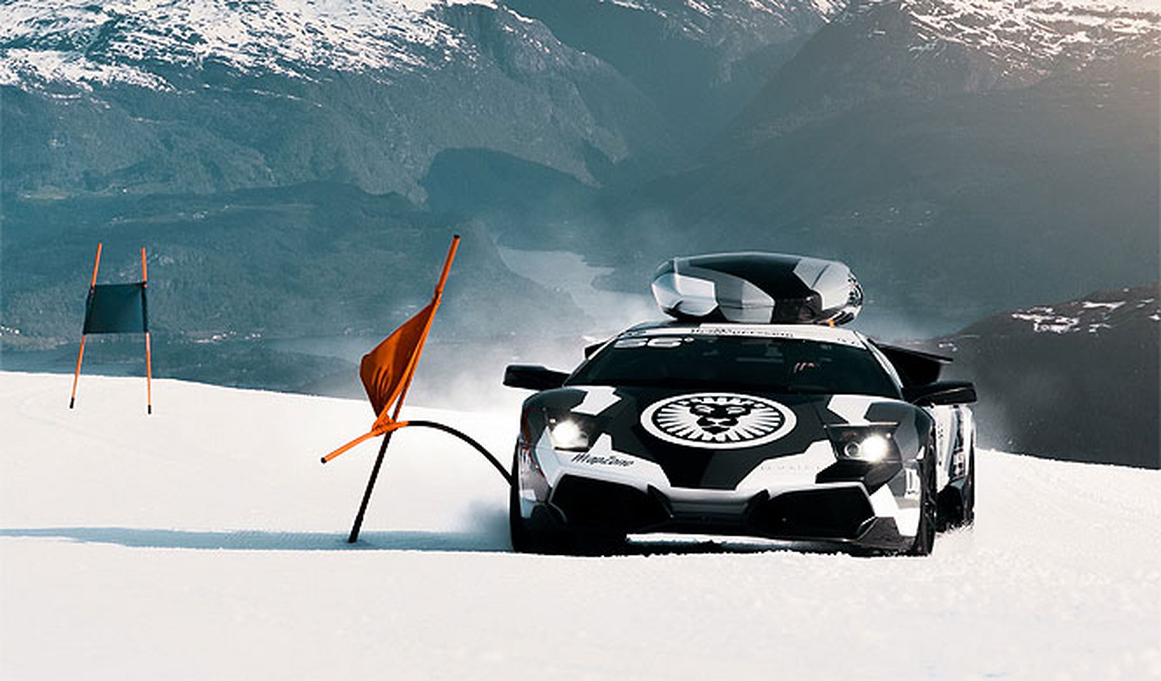 'Esquiando' a lo bestia con su Lamborghini Murciélago