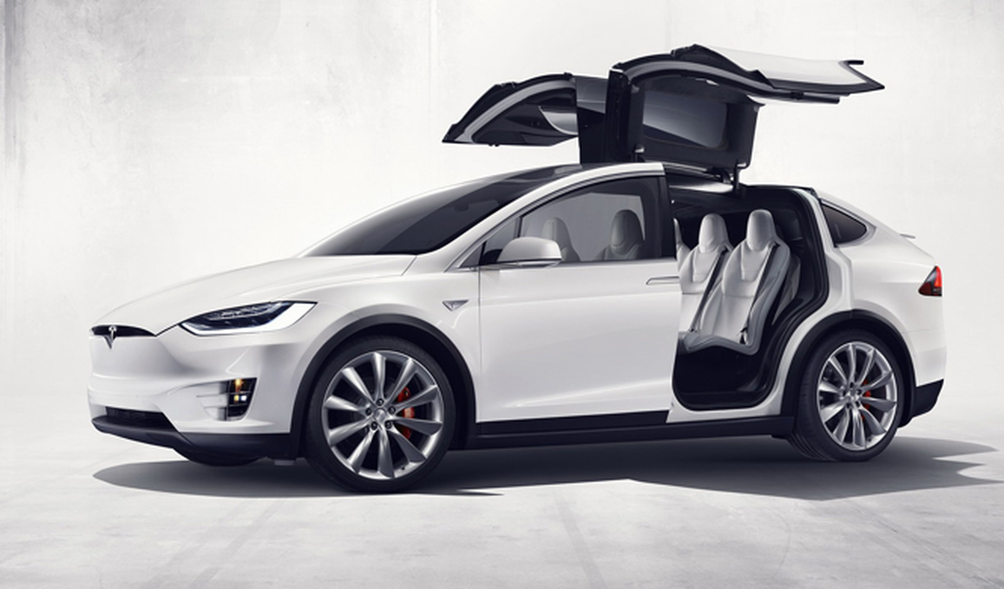 Tesla, demandada por el propietario de un Tesla Model X