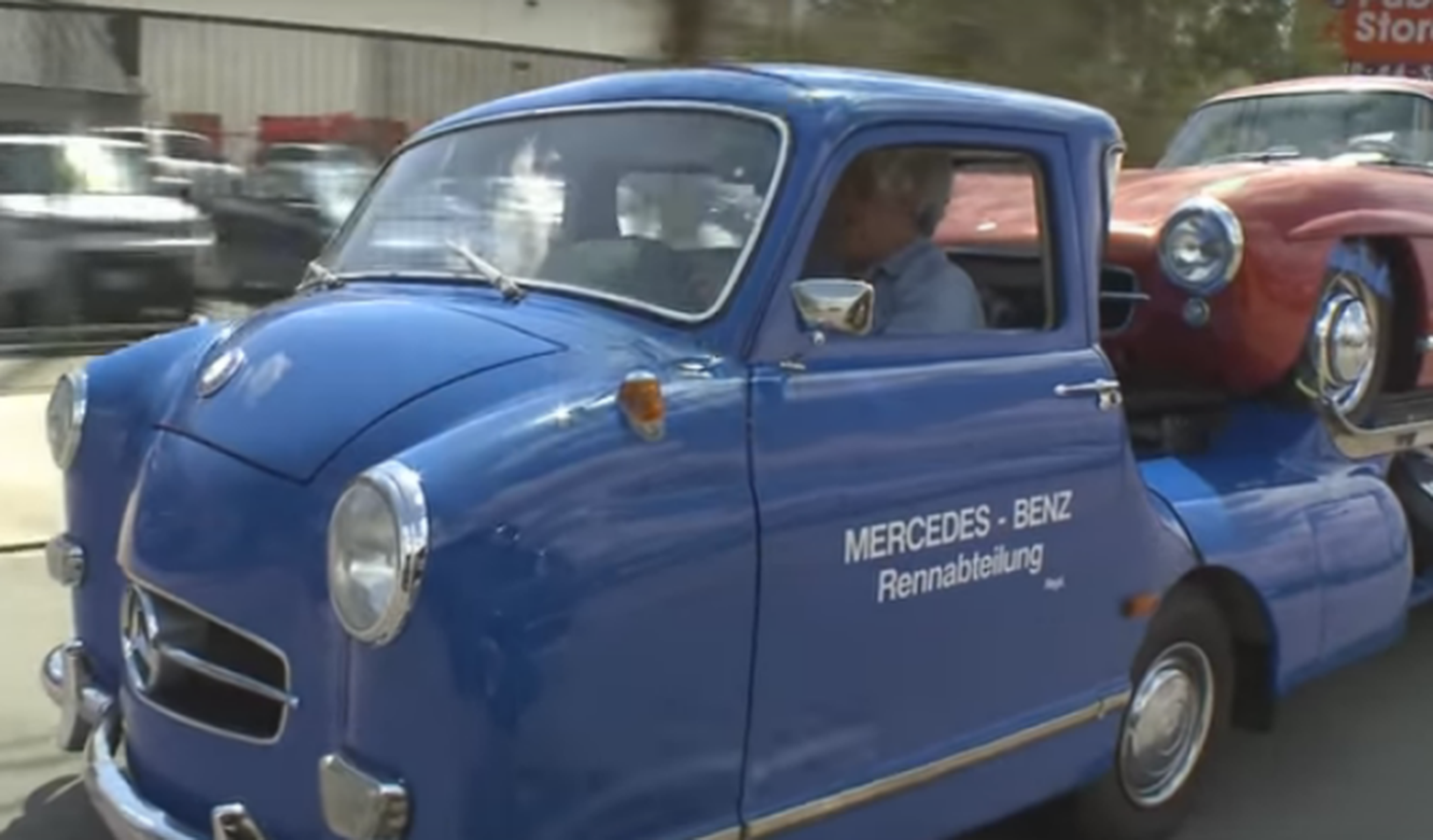 Vídeo: Jay Leno conduce el Mercedes-Benz 'Blue Wonder'