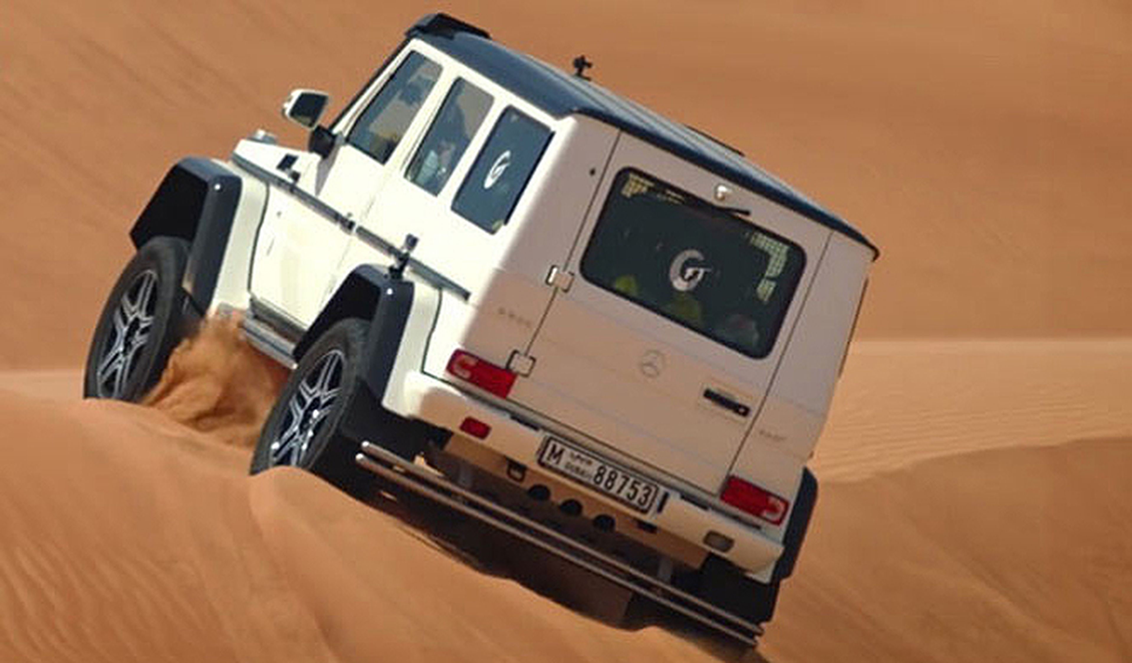Mercedes G500 4x4² puesto a prueba en el desierto de Dubái