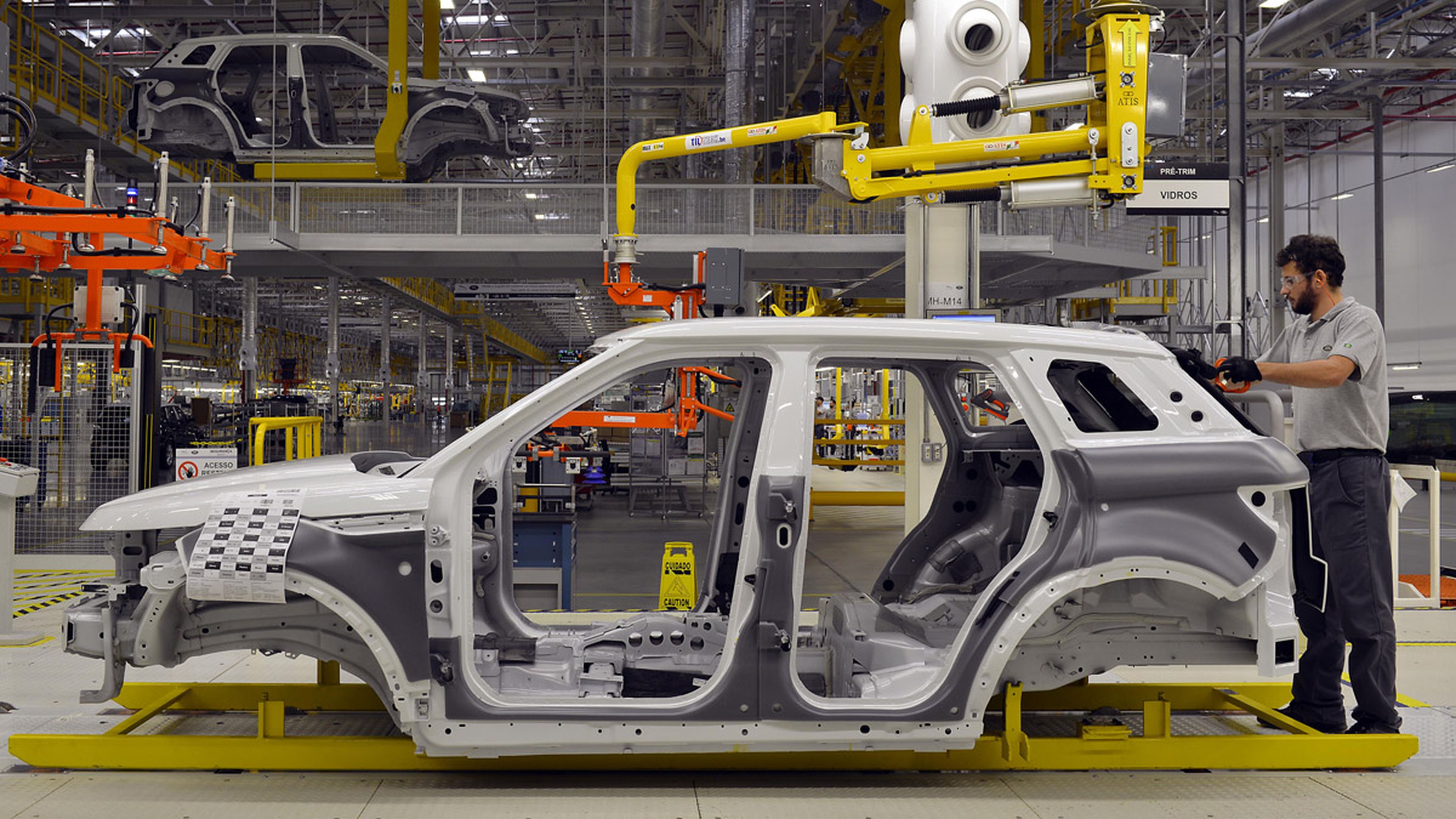 Jaguar Land Rover inaugura nueva fábrica Brasil