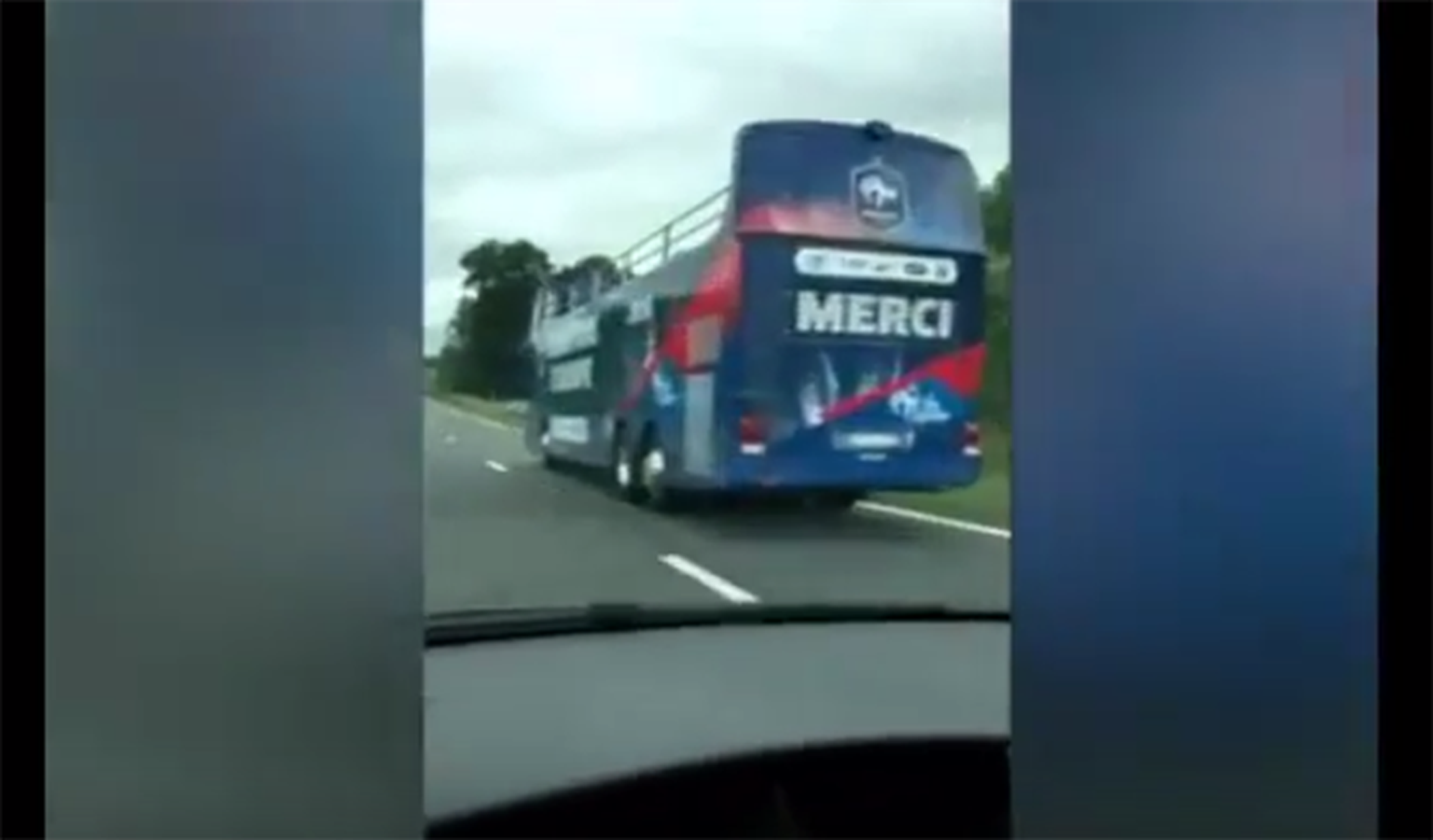 Humillan al bus que Francia preparó para ser campeón