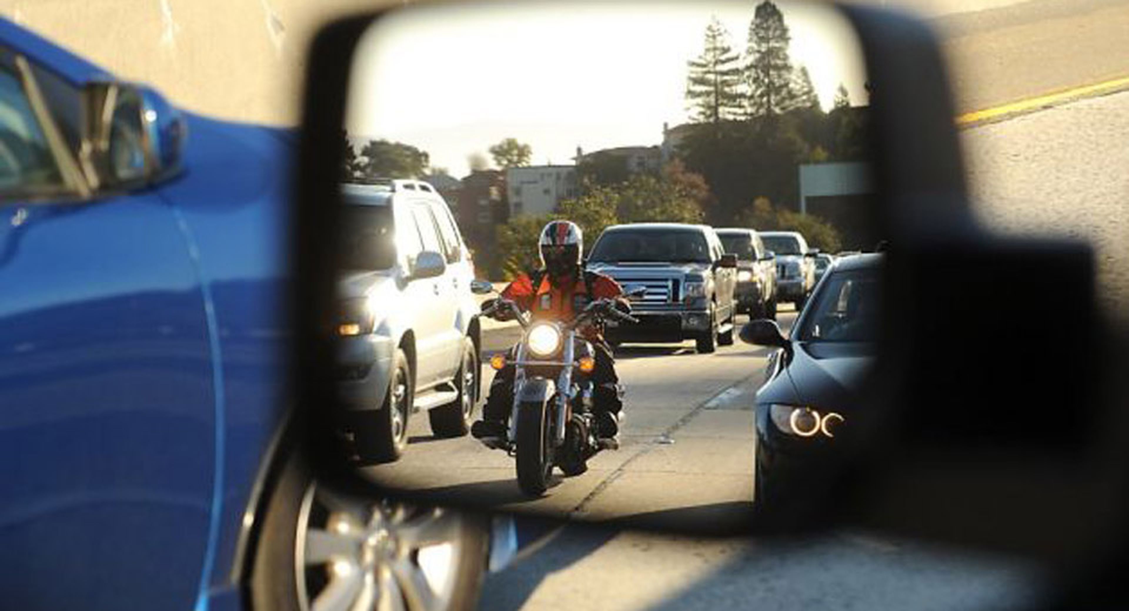 California da la razón a las motos en seguridad vial