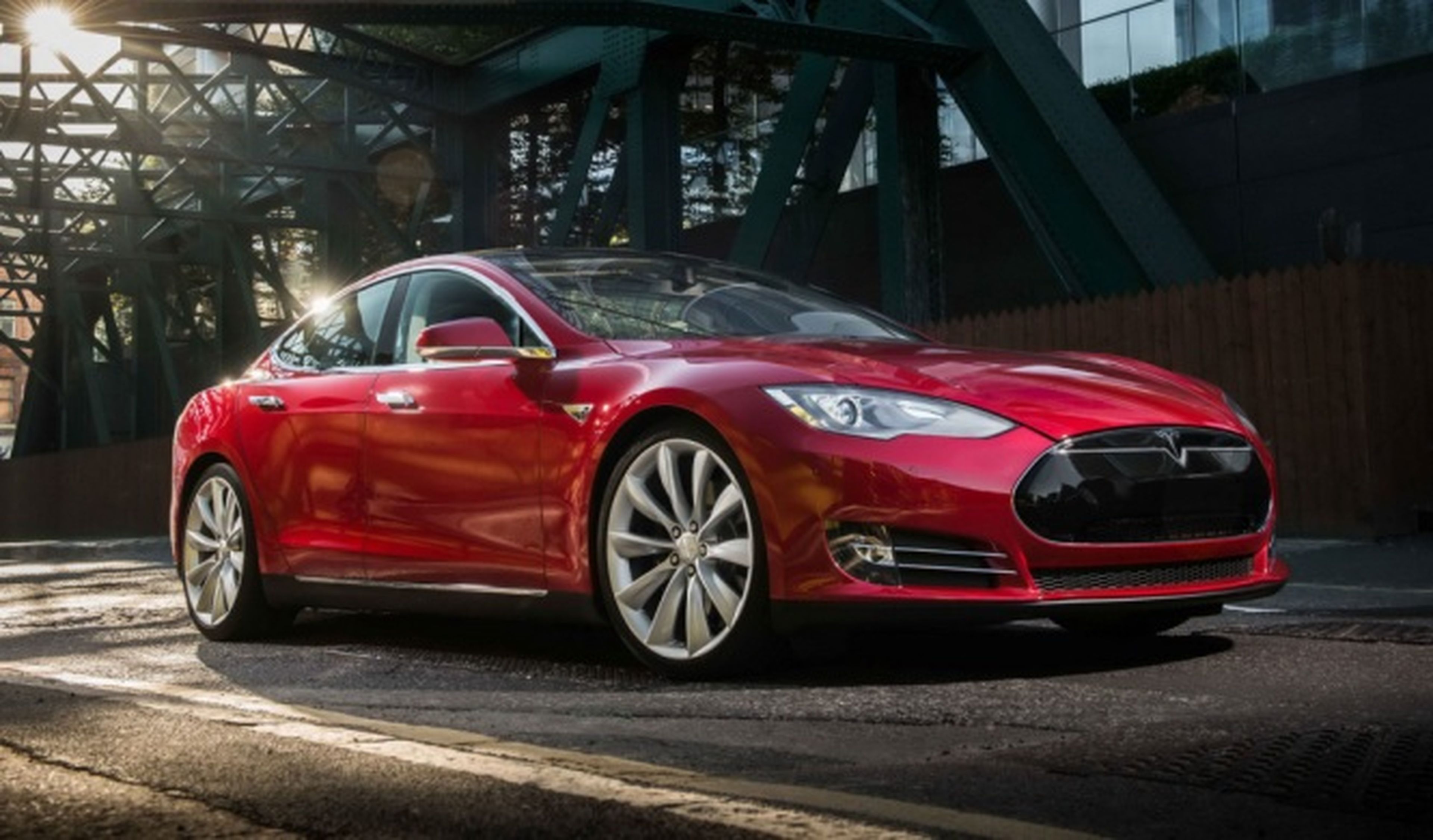 Tres meses de lista de espera en los talleres de Tesla