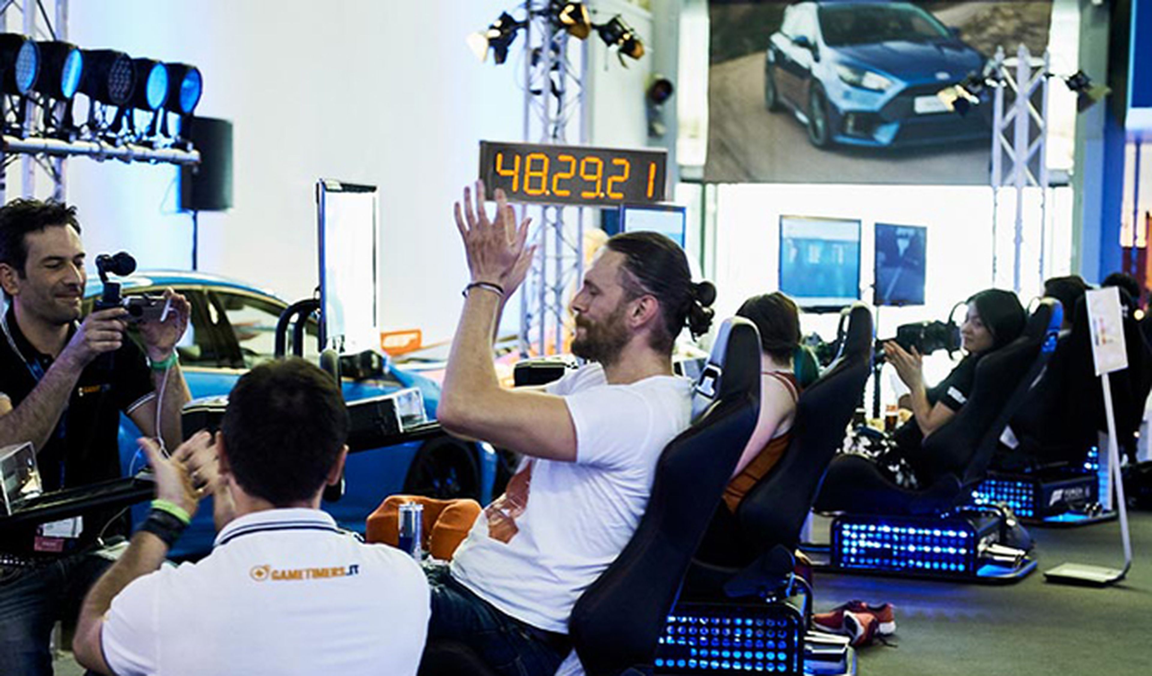 5 jugones logran un récord Guinness con el Forza Motorsport