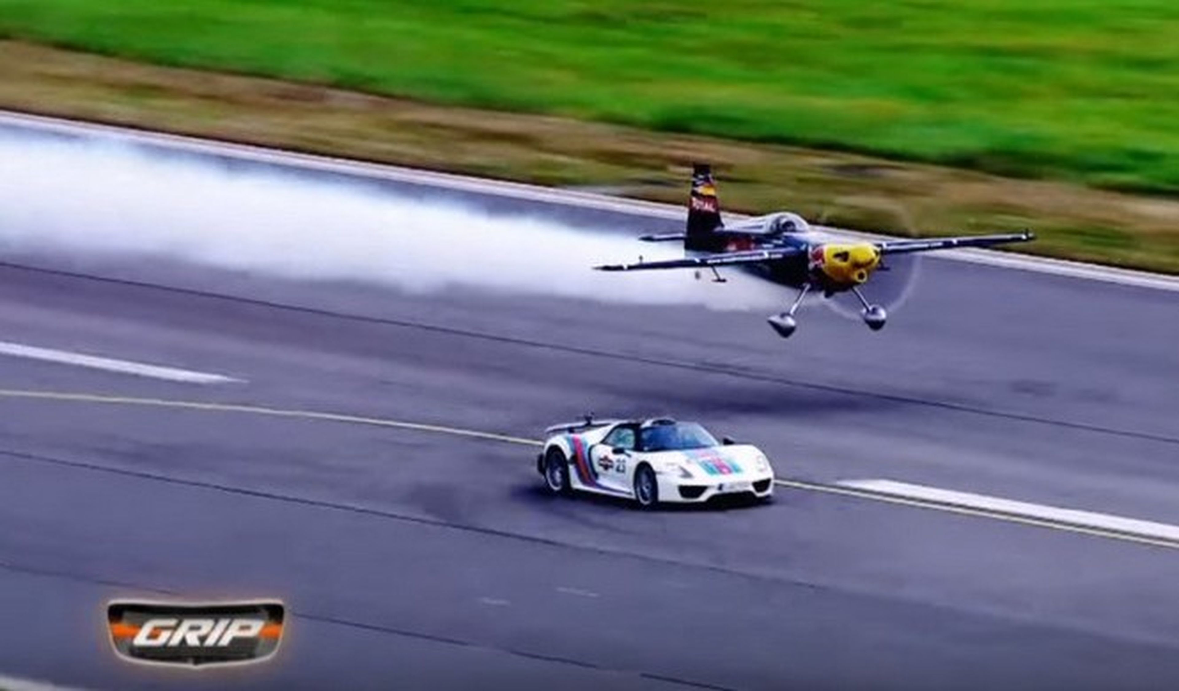 ¿Es el Porsche 918 Spyder más rápido que un avión?