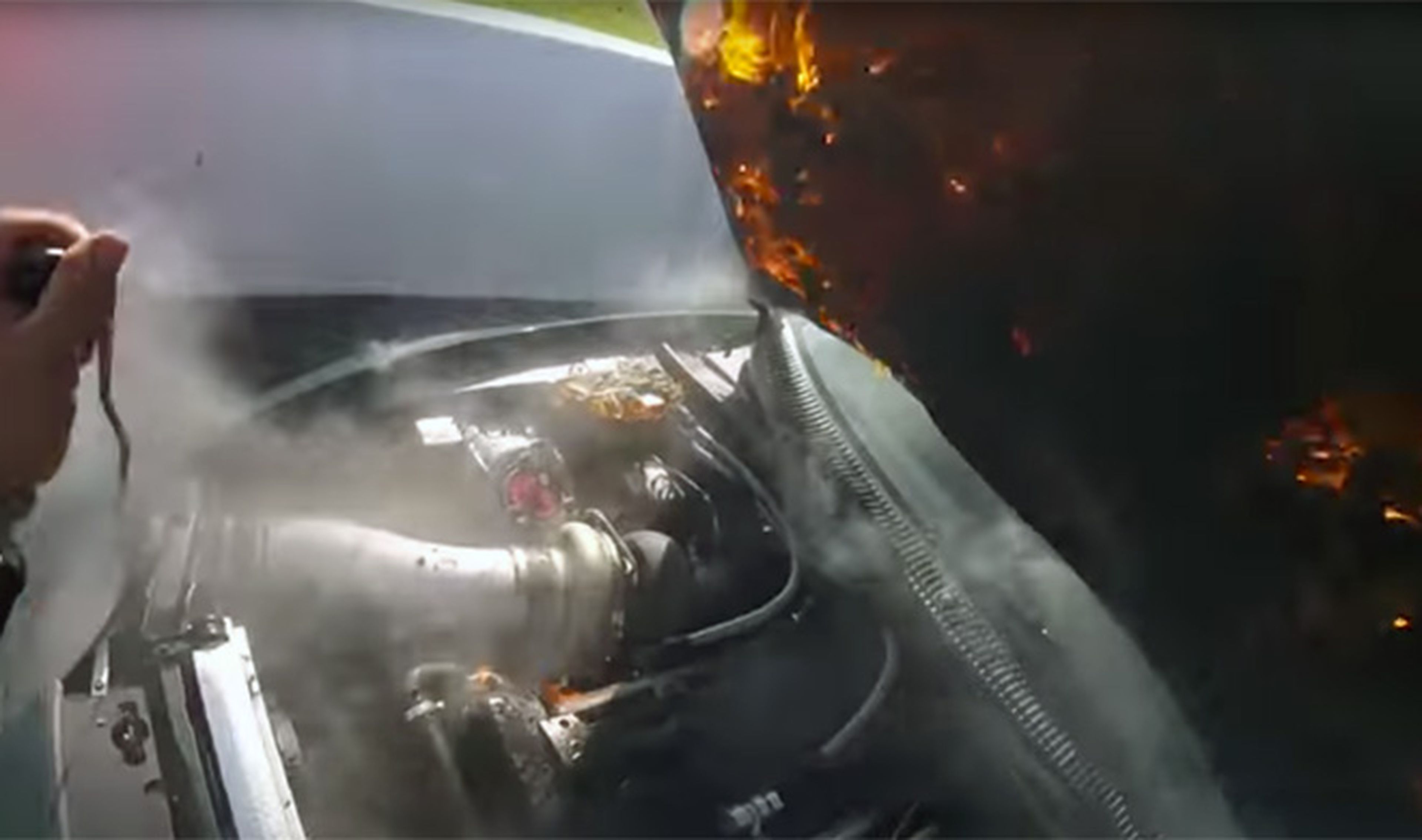 Vídeo: este Toyota Supra con 1.500 CV sale ardiendo
