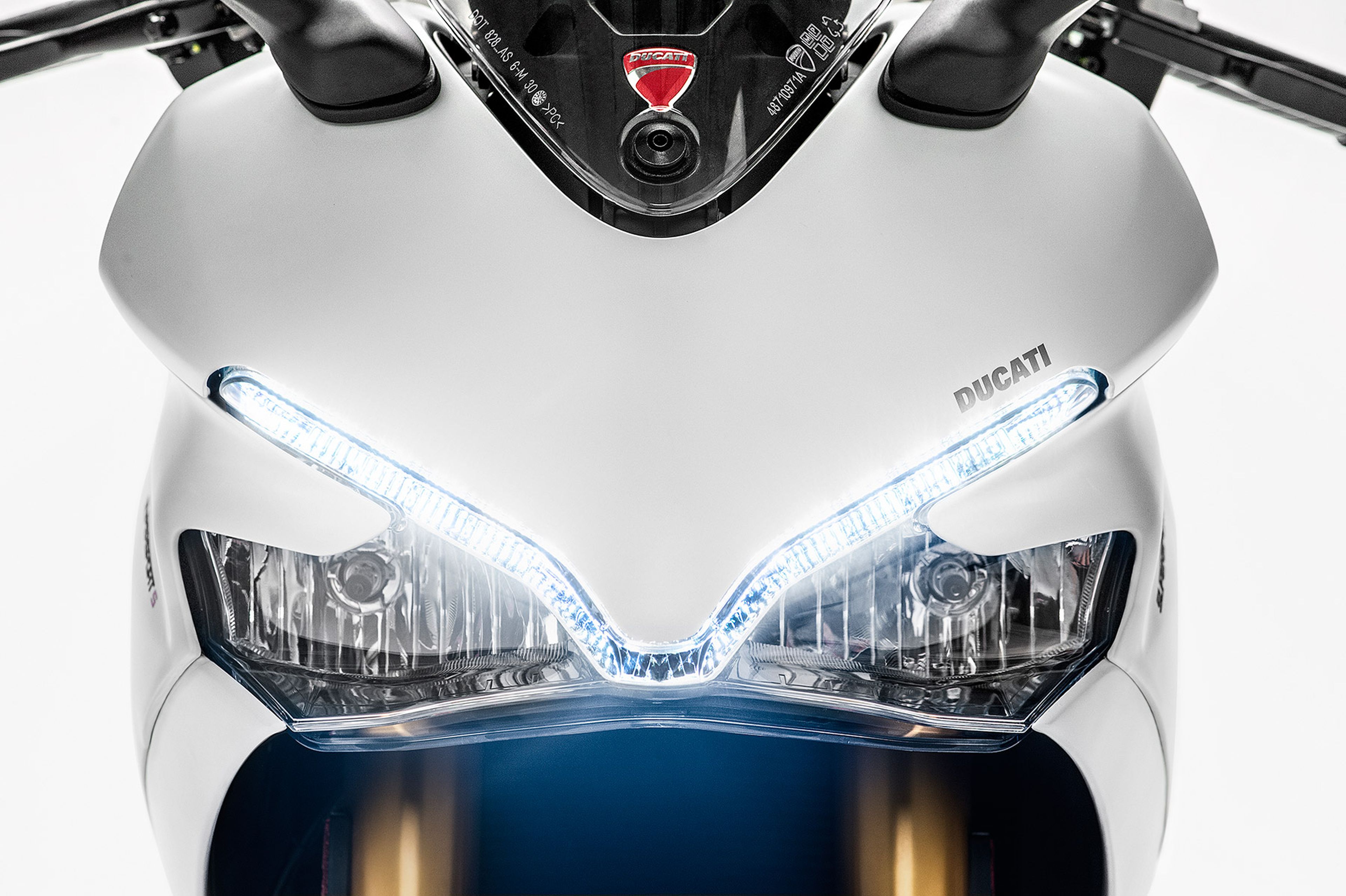 Ducati SuperSport 2017 1