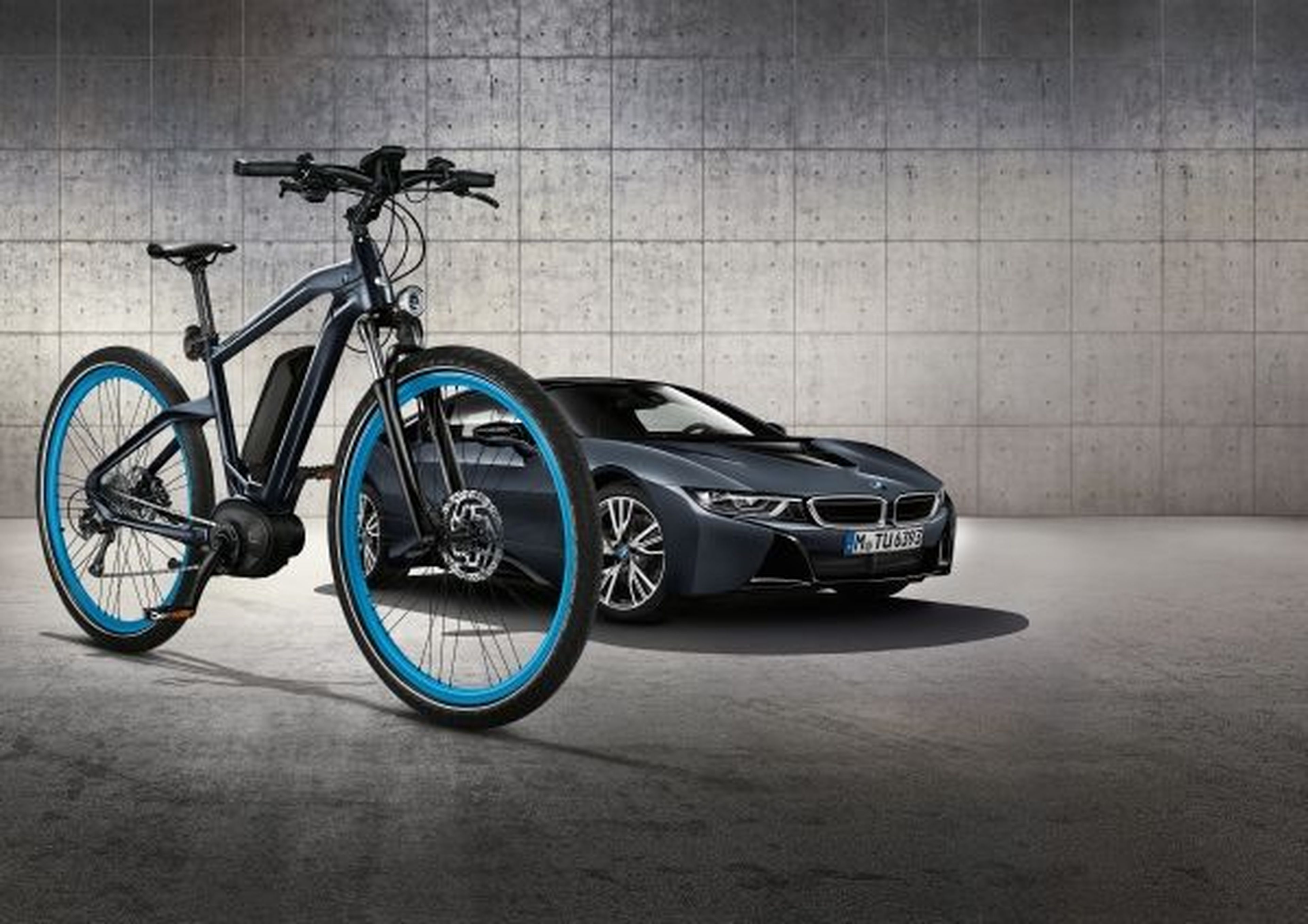Esta bicicleta BMW está inspirada en el i8