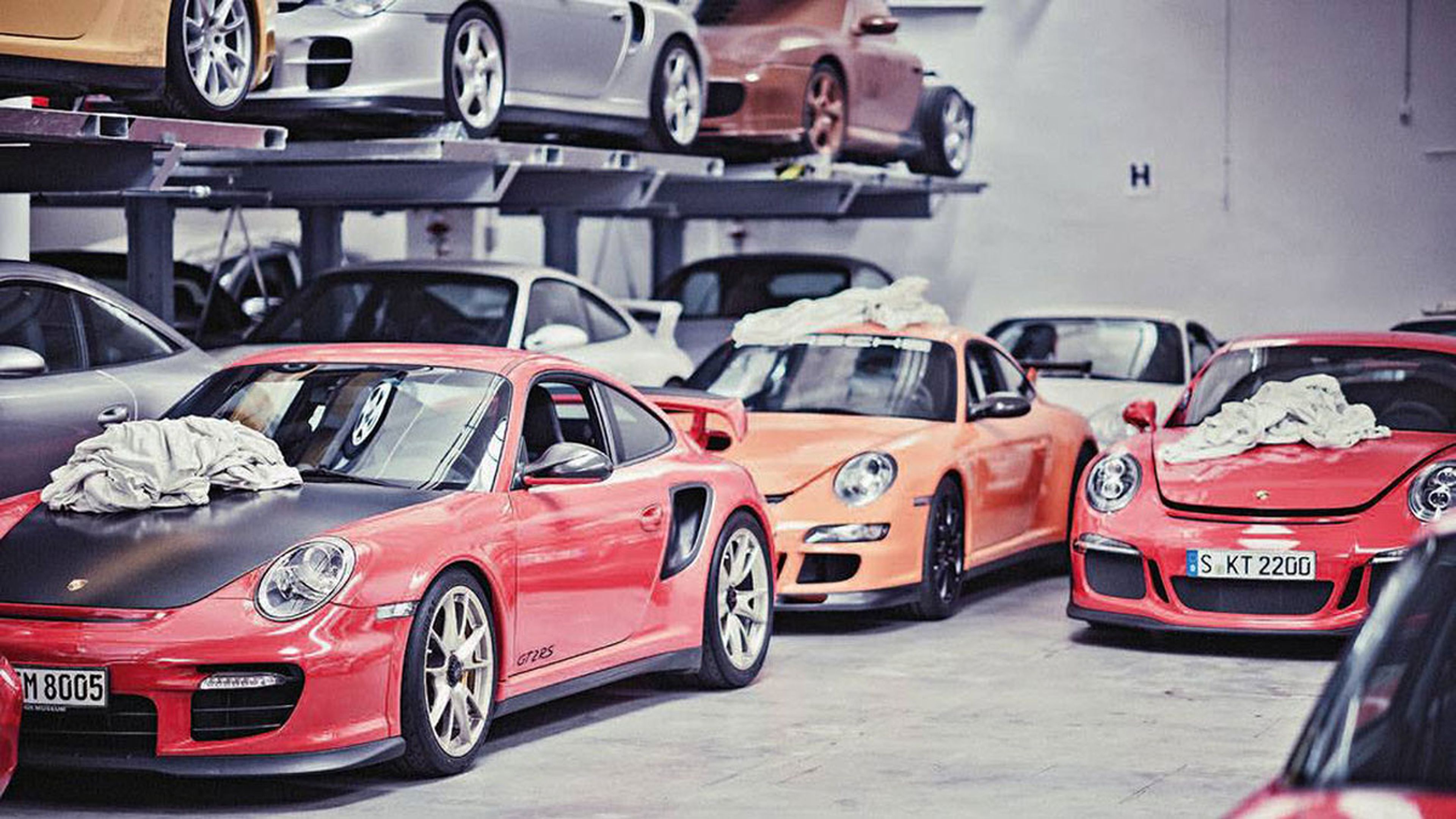 Almacén de coches Porsche