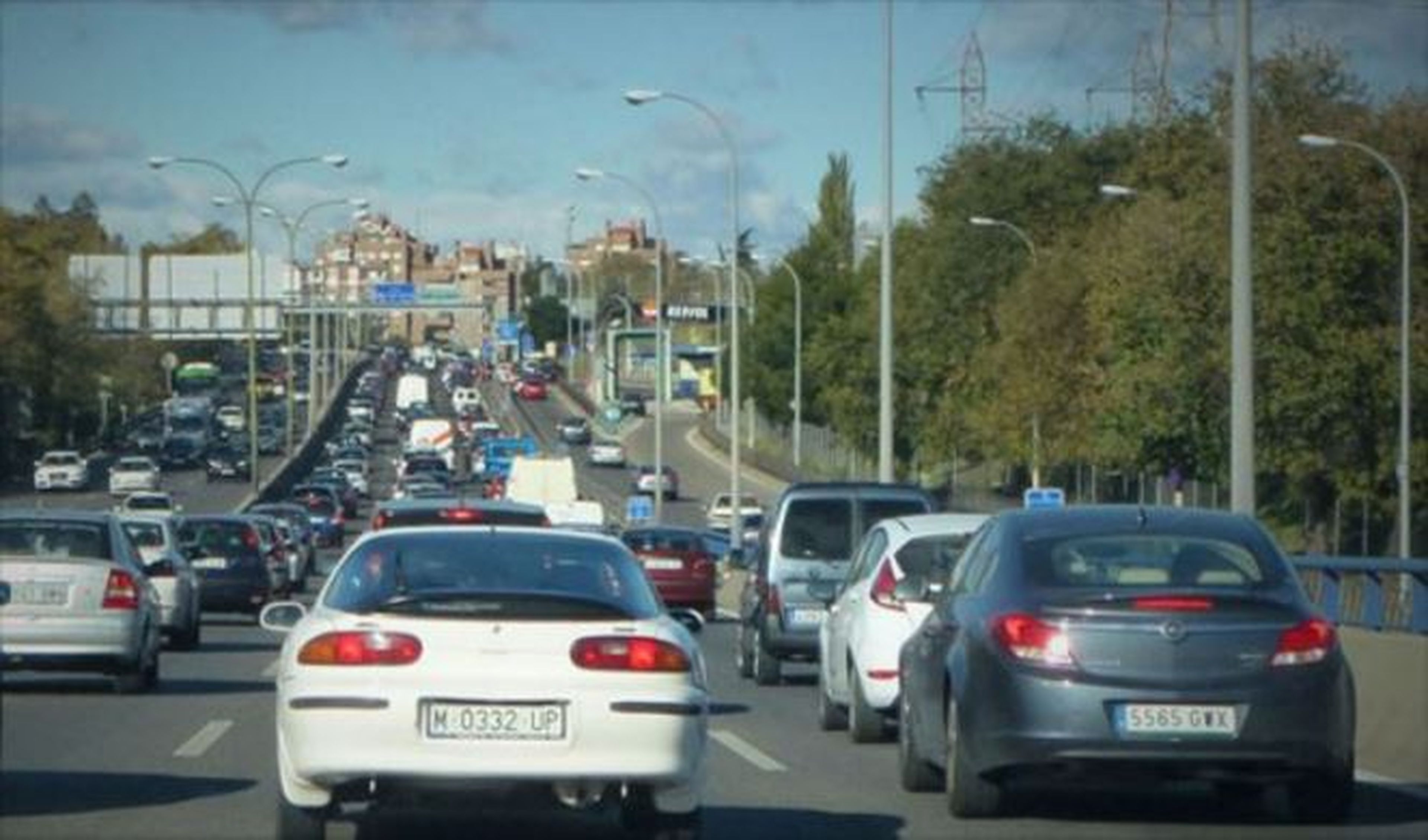 Madrid prohíbe aparcar y limita la velocidad en la M-30