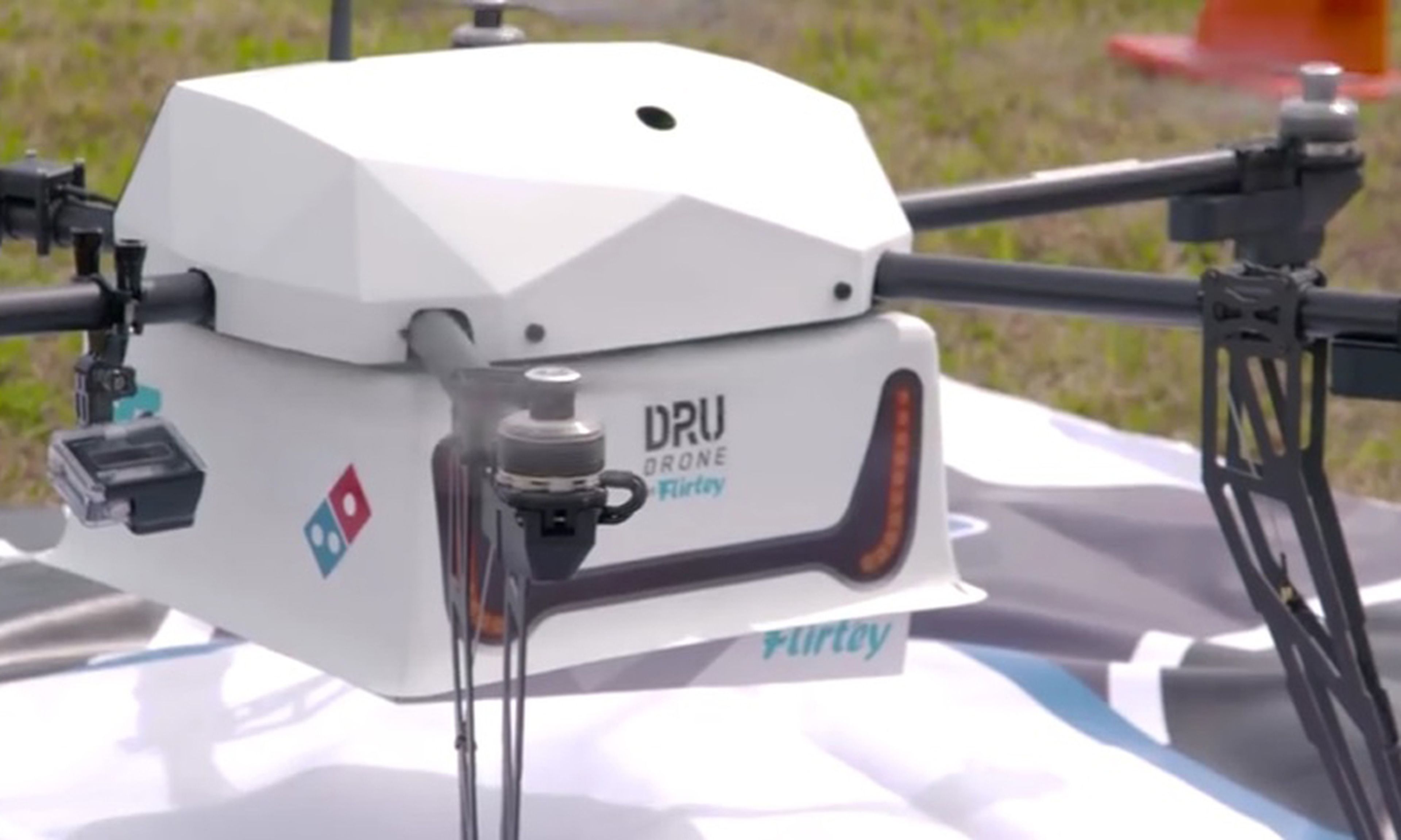 Ya hay servicio de pizza a domicilio ¡con drones!