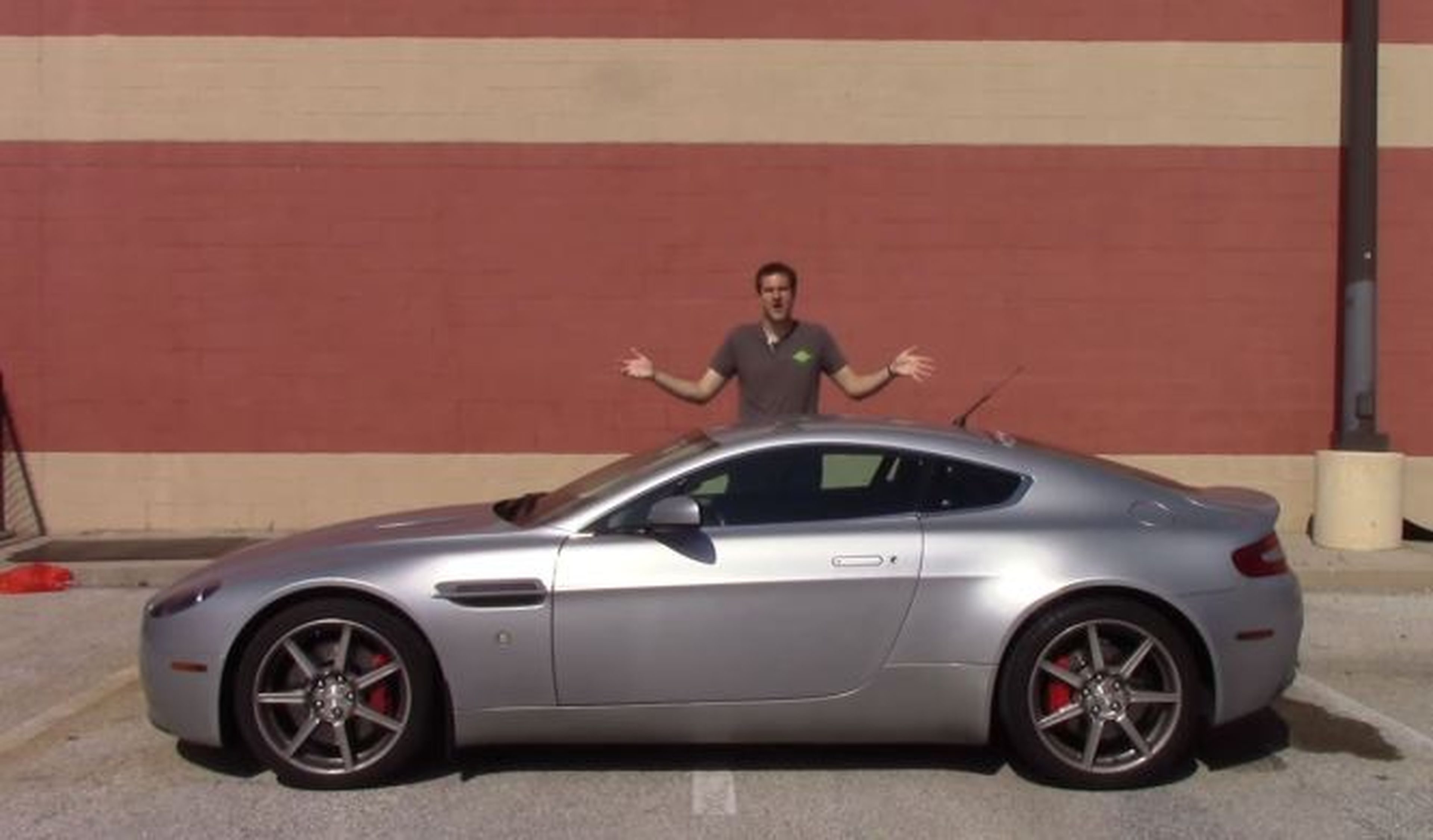 Vídeo: ¿cuánto vale este Aston Martin para CarMax?
