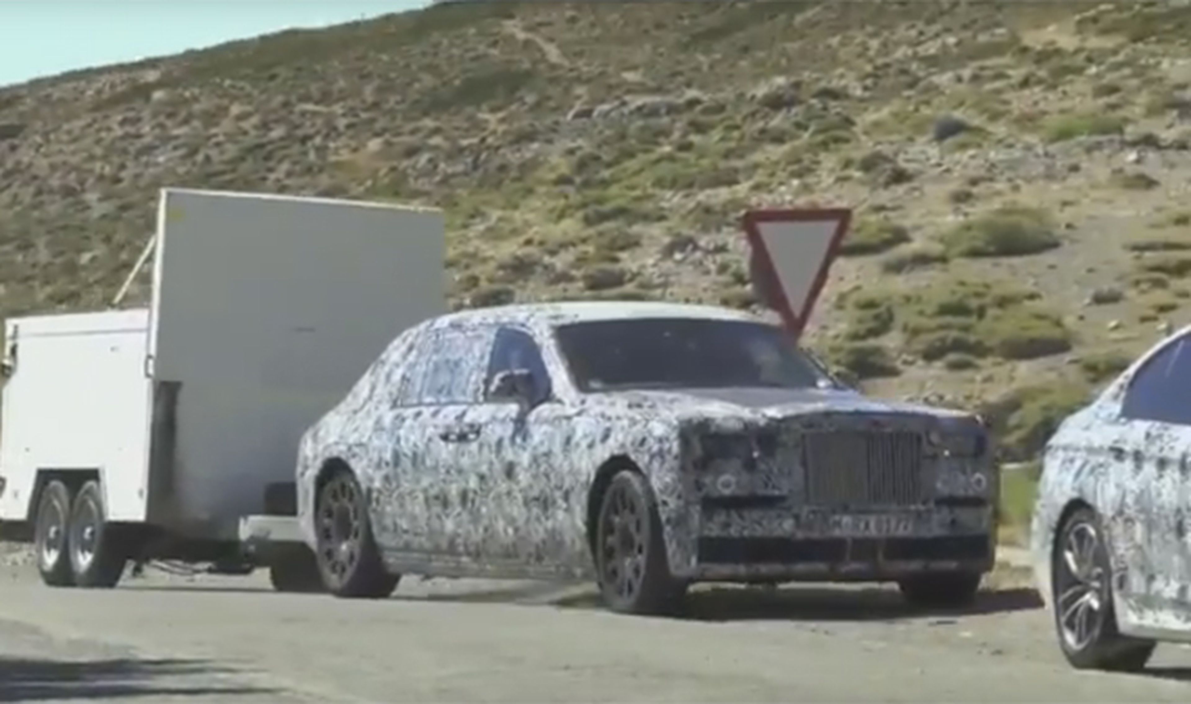 Rolls-Royce Phantom 2018: ¡cazado en vídeo!