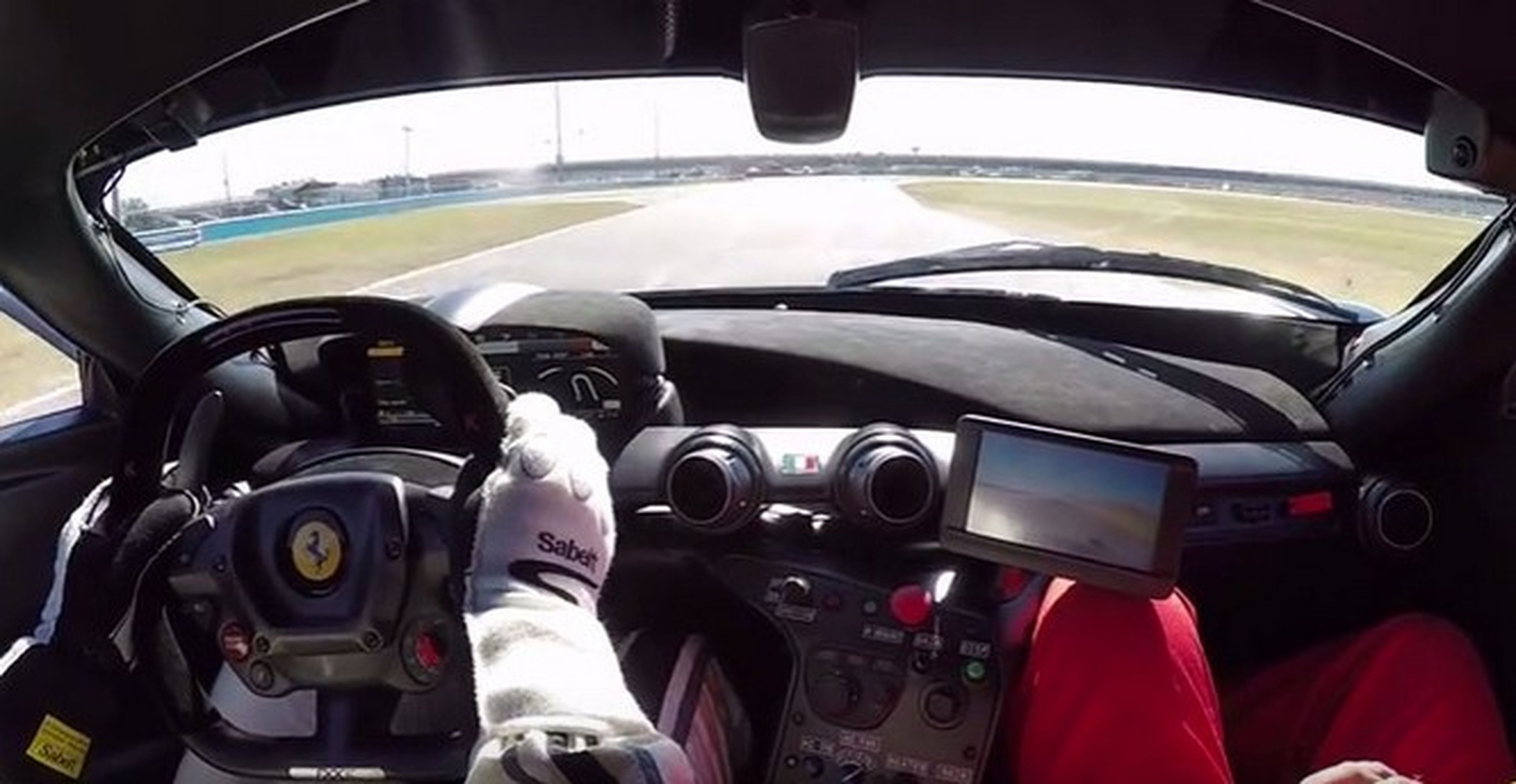 Vídeo: Así suena un Ferrari FXX K a 300 km/h