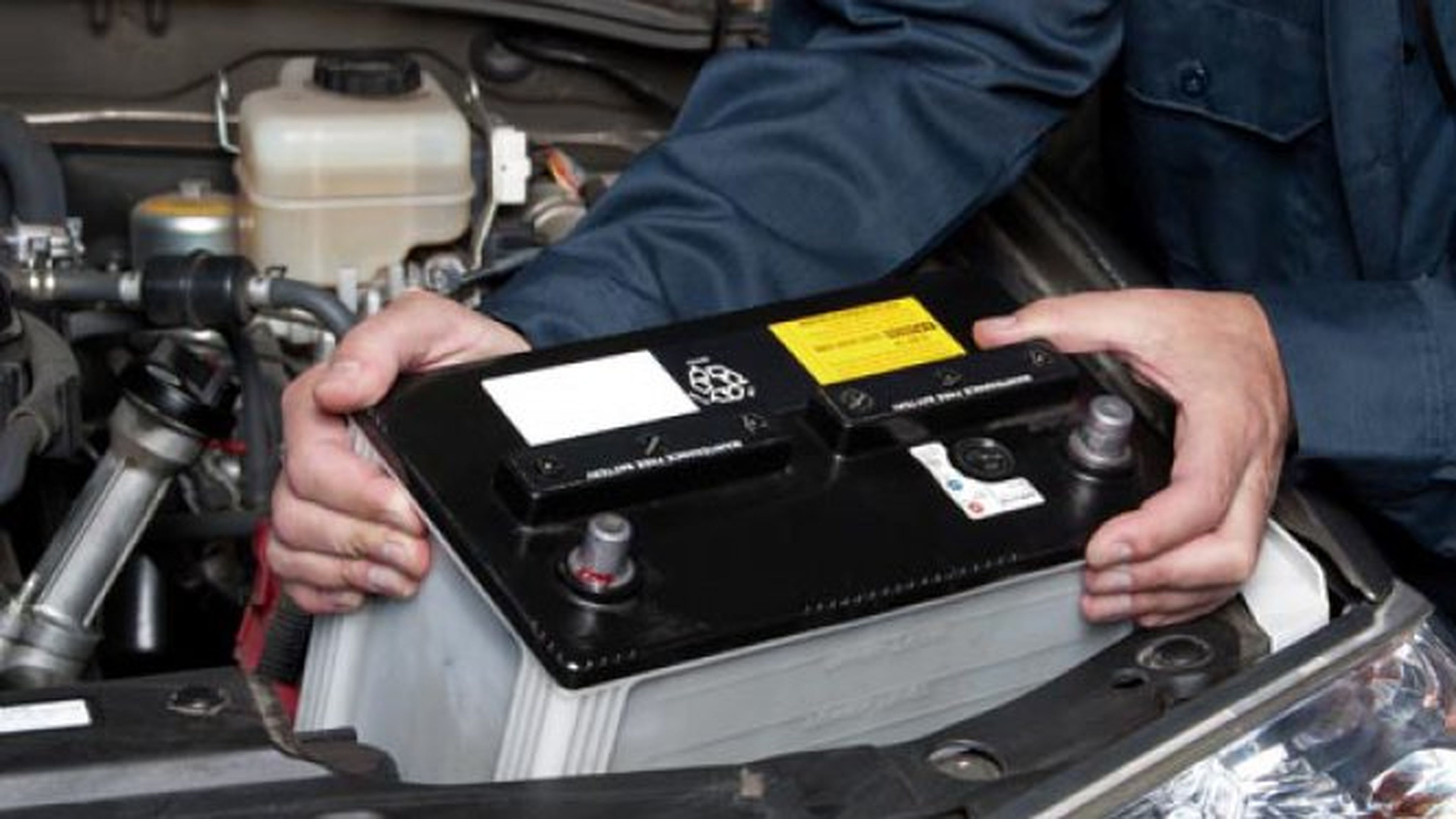 Por qué un coche diésel no puede montar la batería de un gasolina (y  viceversa)