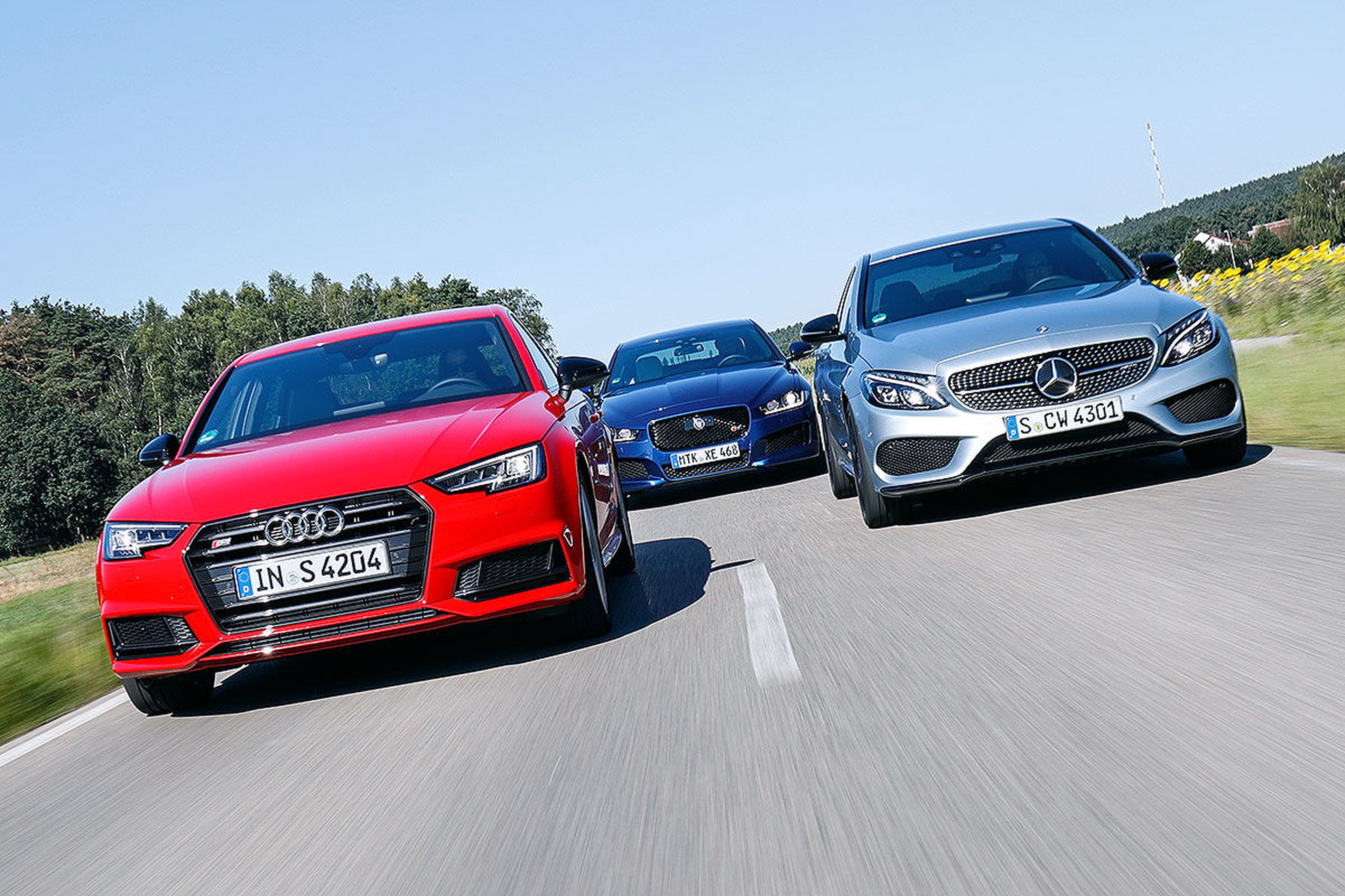 Duelo de superberlinas: Audi S4/Jaguar XE S/Mercedes-AMG C