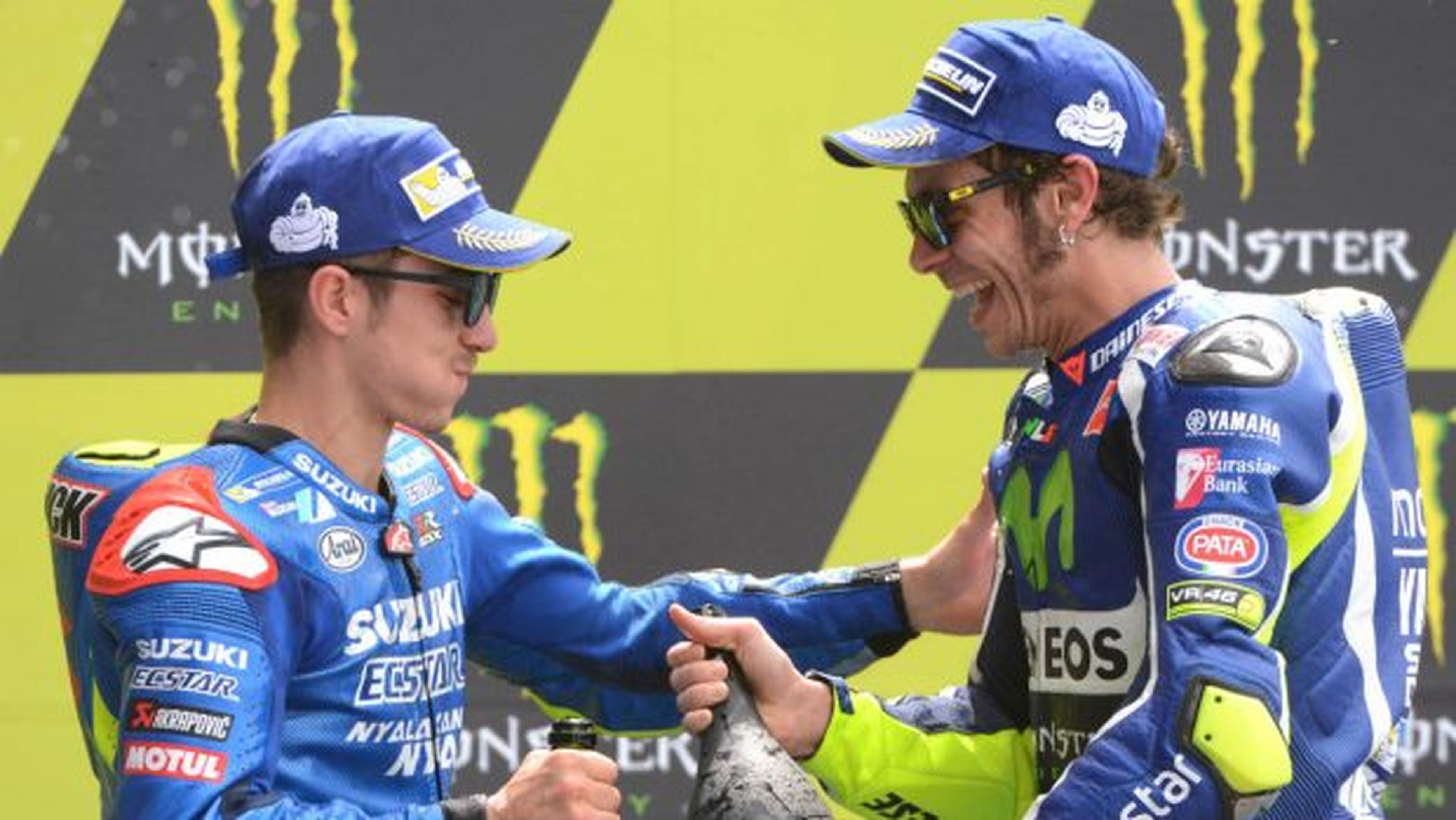 Los 5 problemas que le creará Viñales a Rossi en Yamaha
