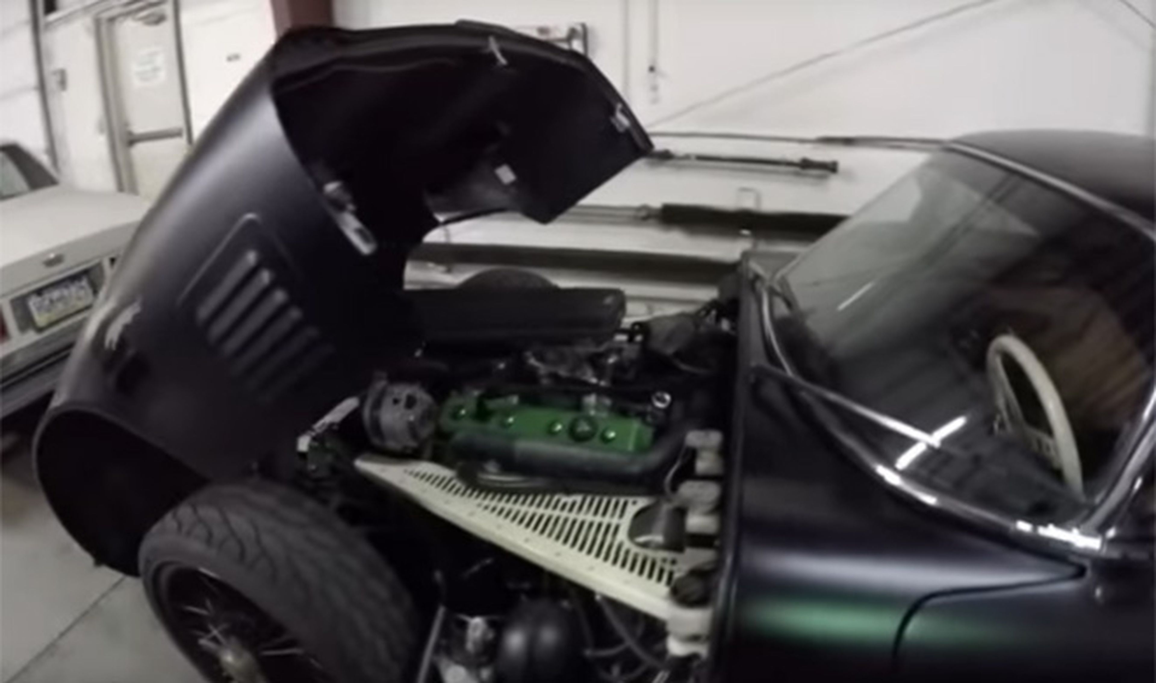 Vídeo: un Jaguar E-Type con motor Chevy V8 de 435 CV