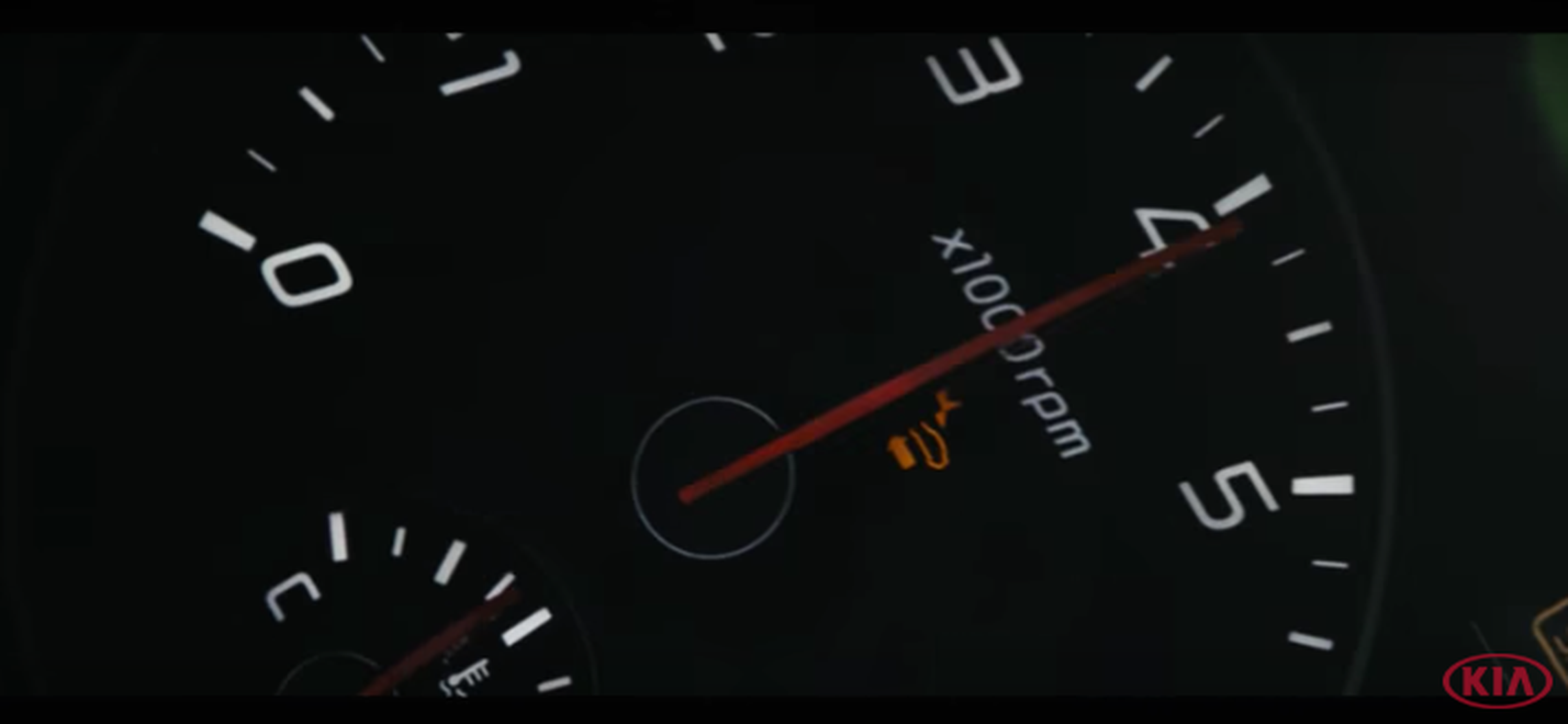 Vídeo: nuevo teaser del Kia GT (y van cuatro)