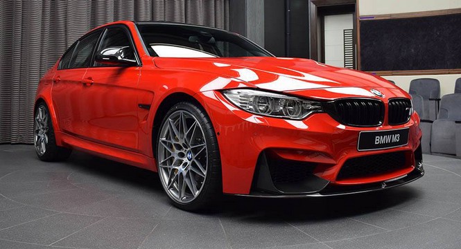  Este BMW M3 luce un color rojo Ferrari espectacular