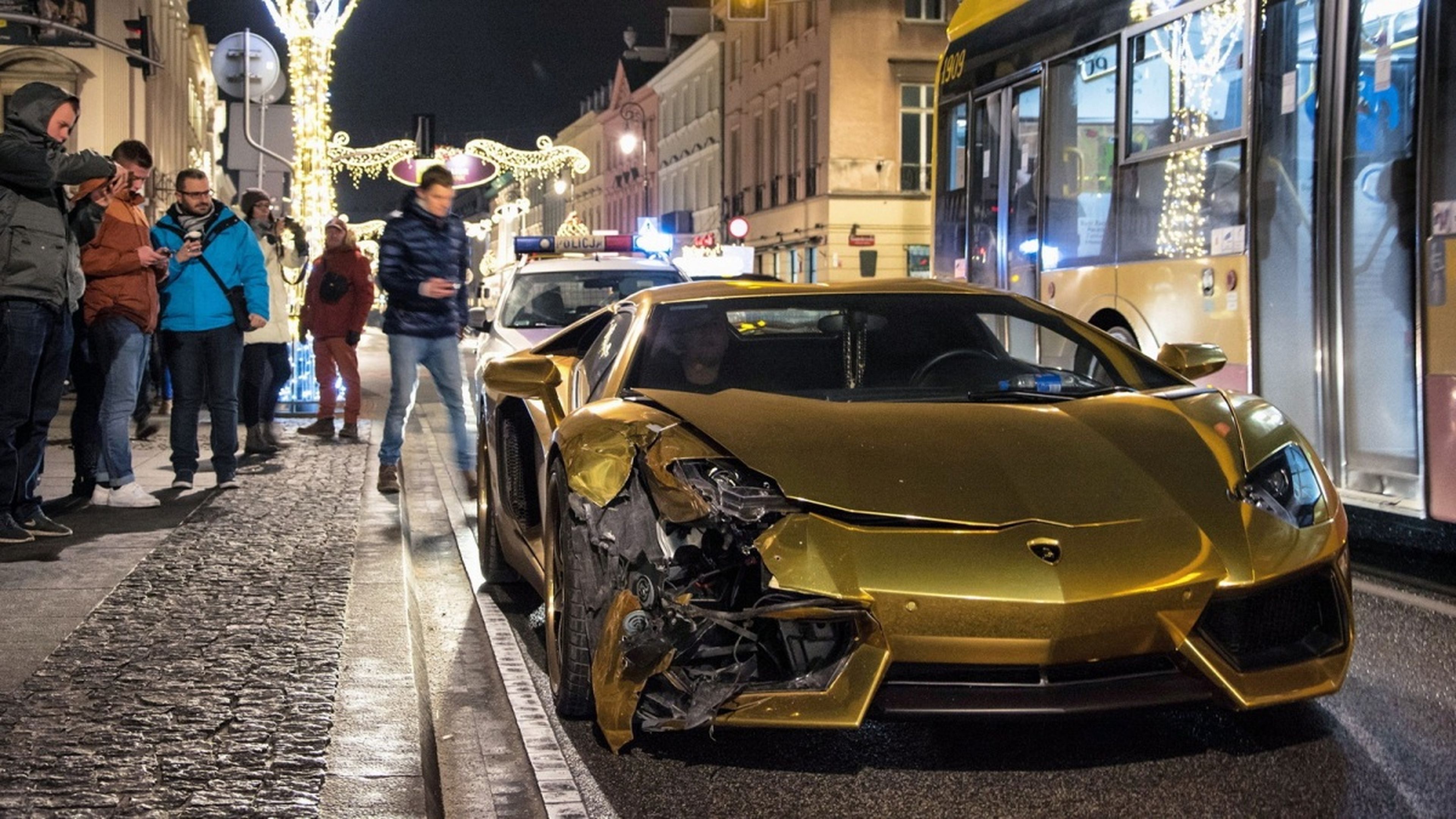 Accidente Lamborghini Aventador Polonia