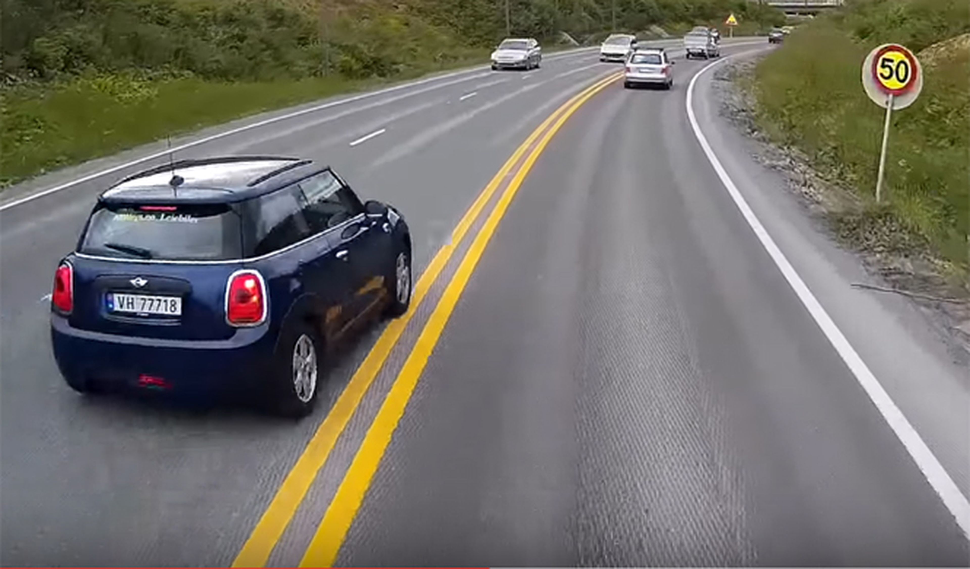 Vídeo: un conductor irresponsable recibe su merecido