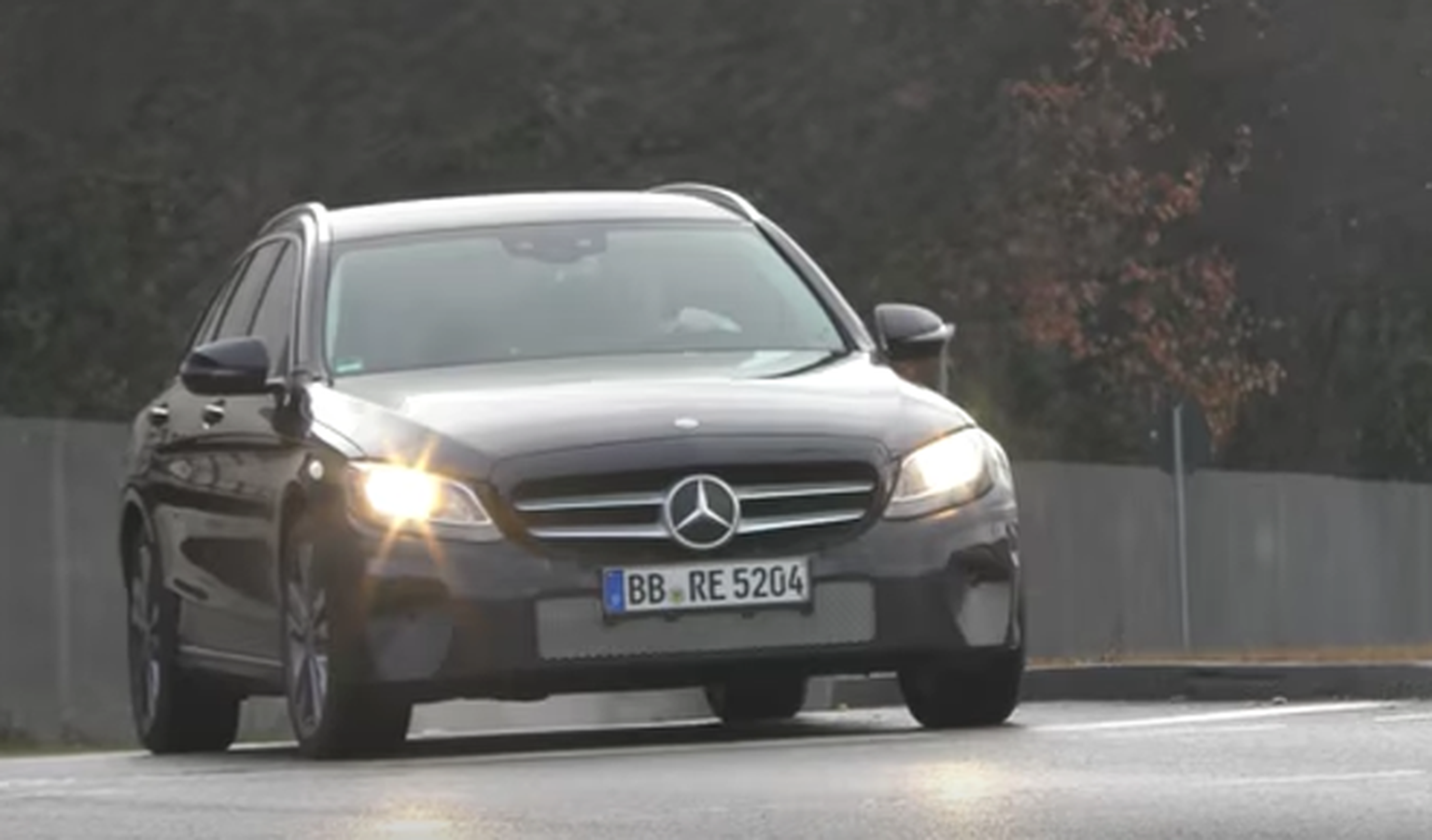 Mercedes Clase C 2018: toma 'pillada' en vídeo