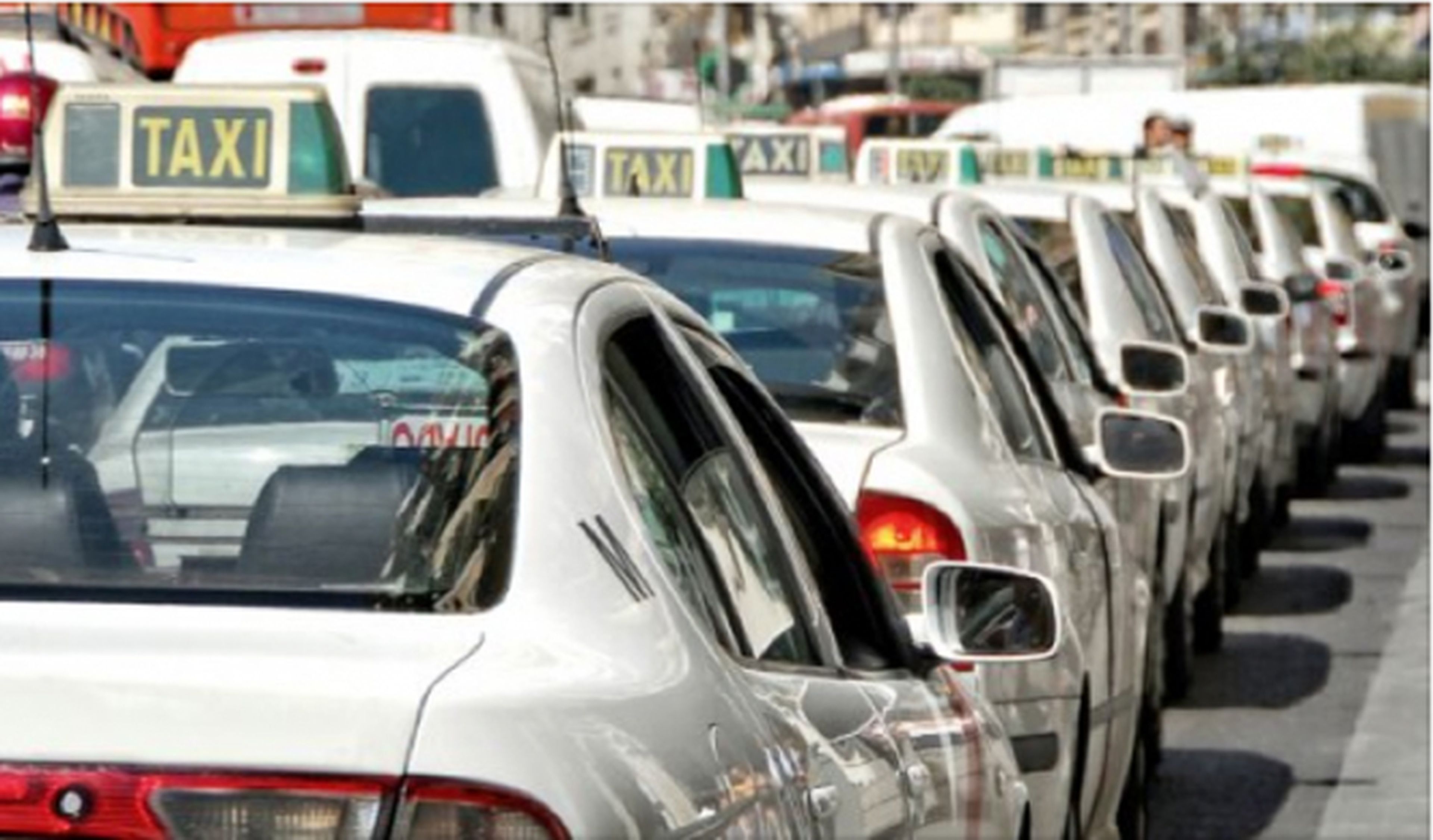 Los taxistas planean boicotear ARCO