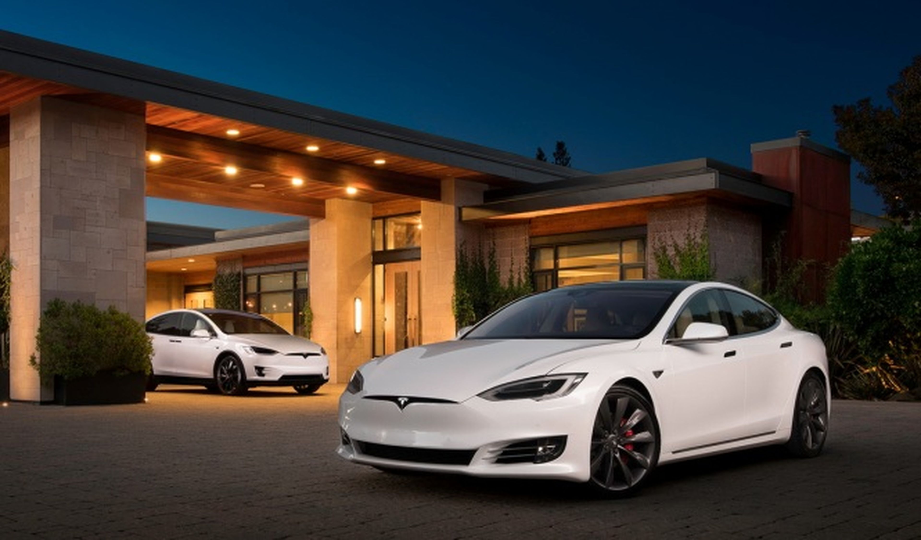 Tesla sigue como referente del automóvil eléctrico