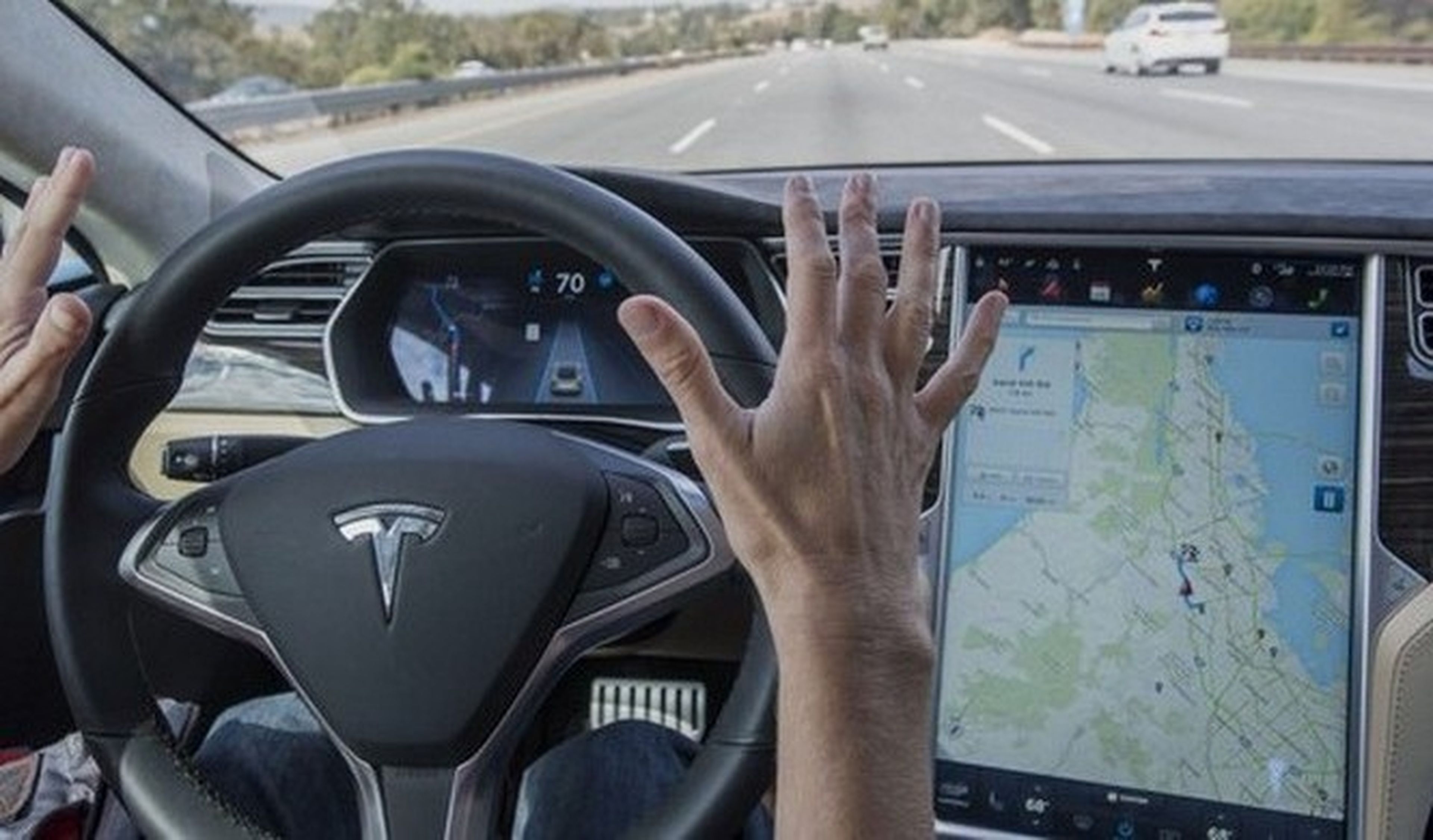 El Autopilot de Tesla, lejos de ser un sistema perfecto