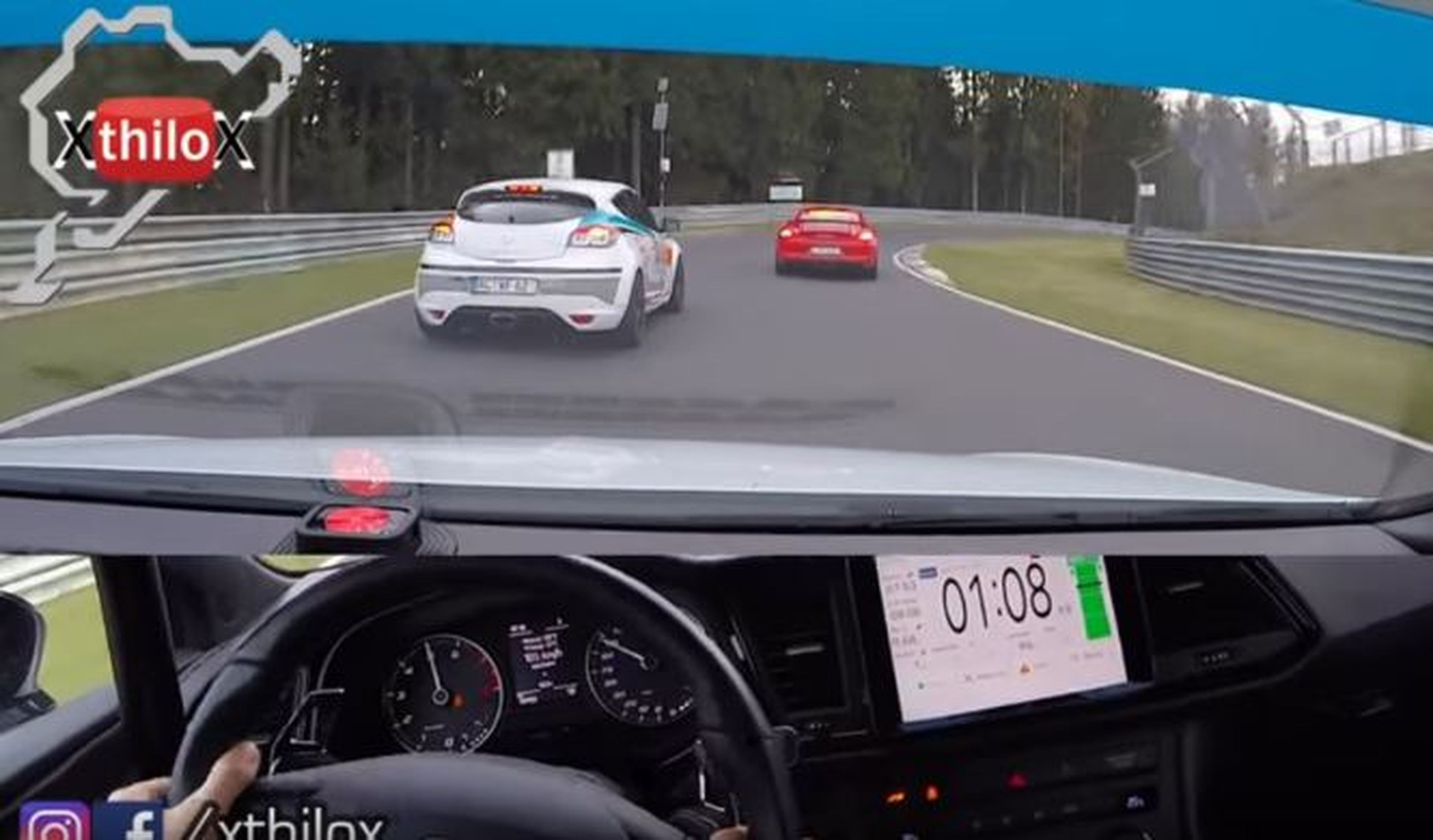 Vídeo: un Mégane RS y un León Cupra contra Nürburgring