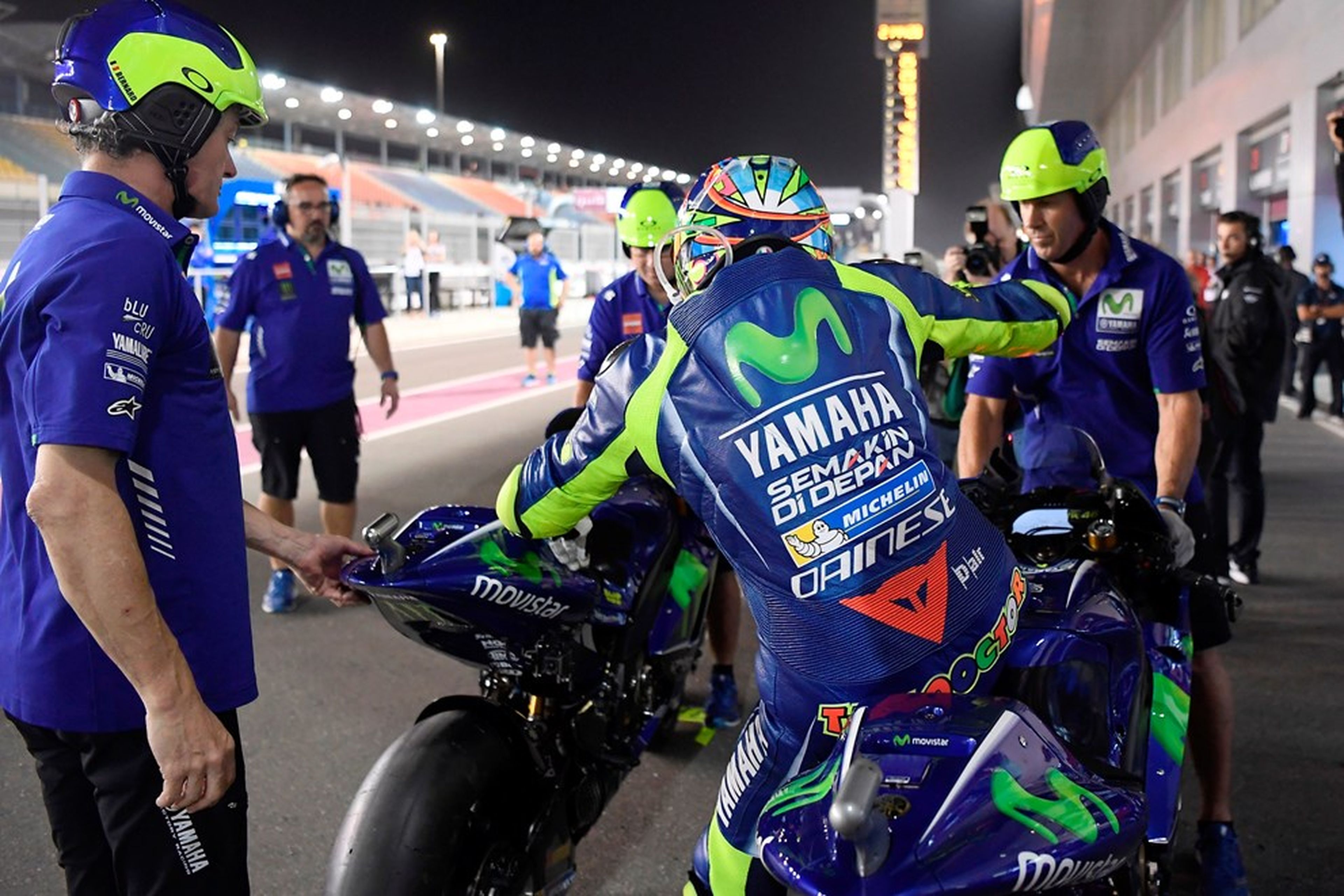 Valentino Rossi sigue siendo la peor Yamaha en Qatar